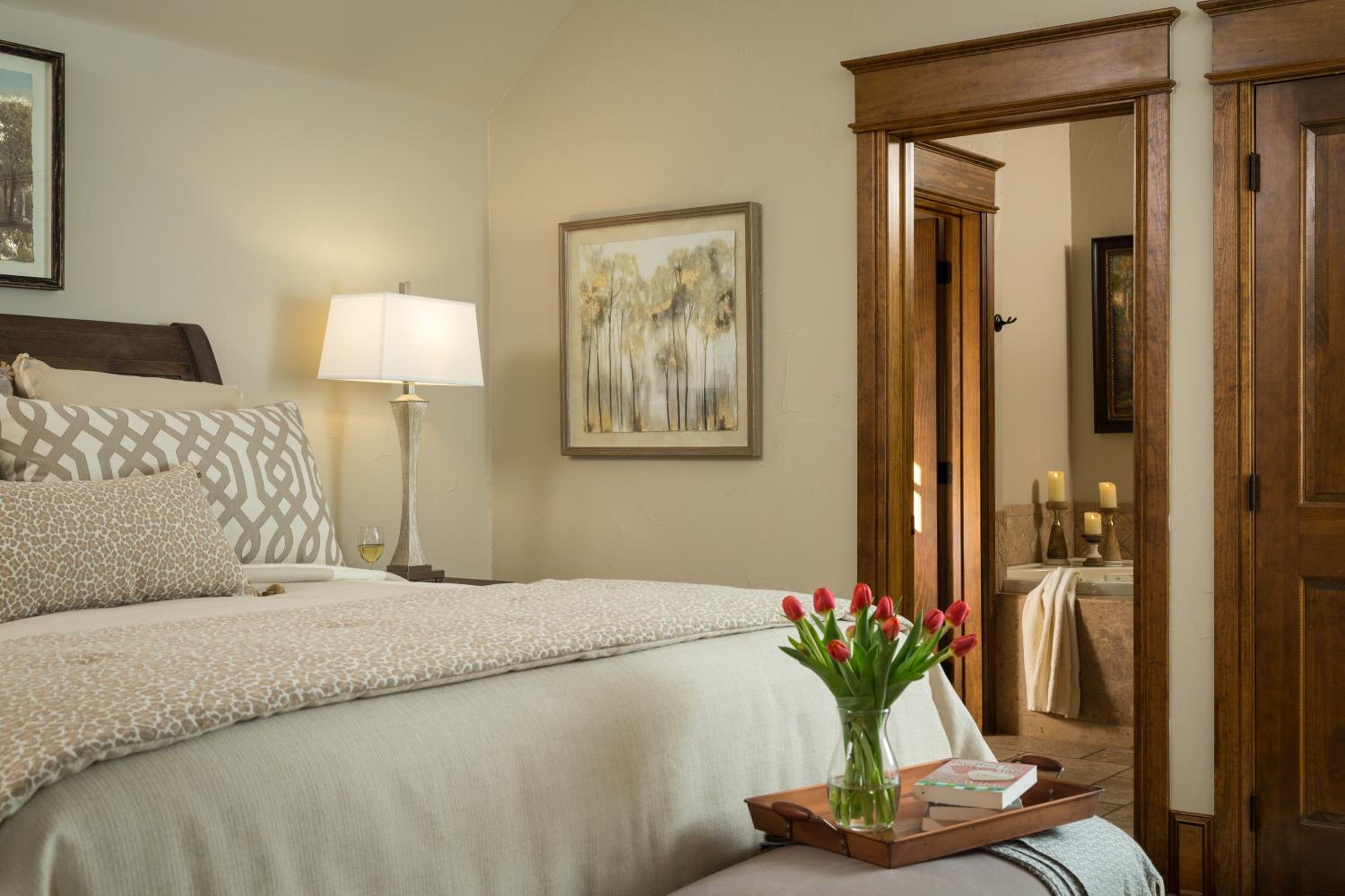 King Room with Balcony photo 2