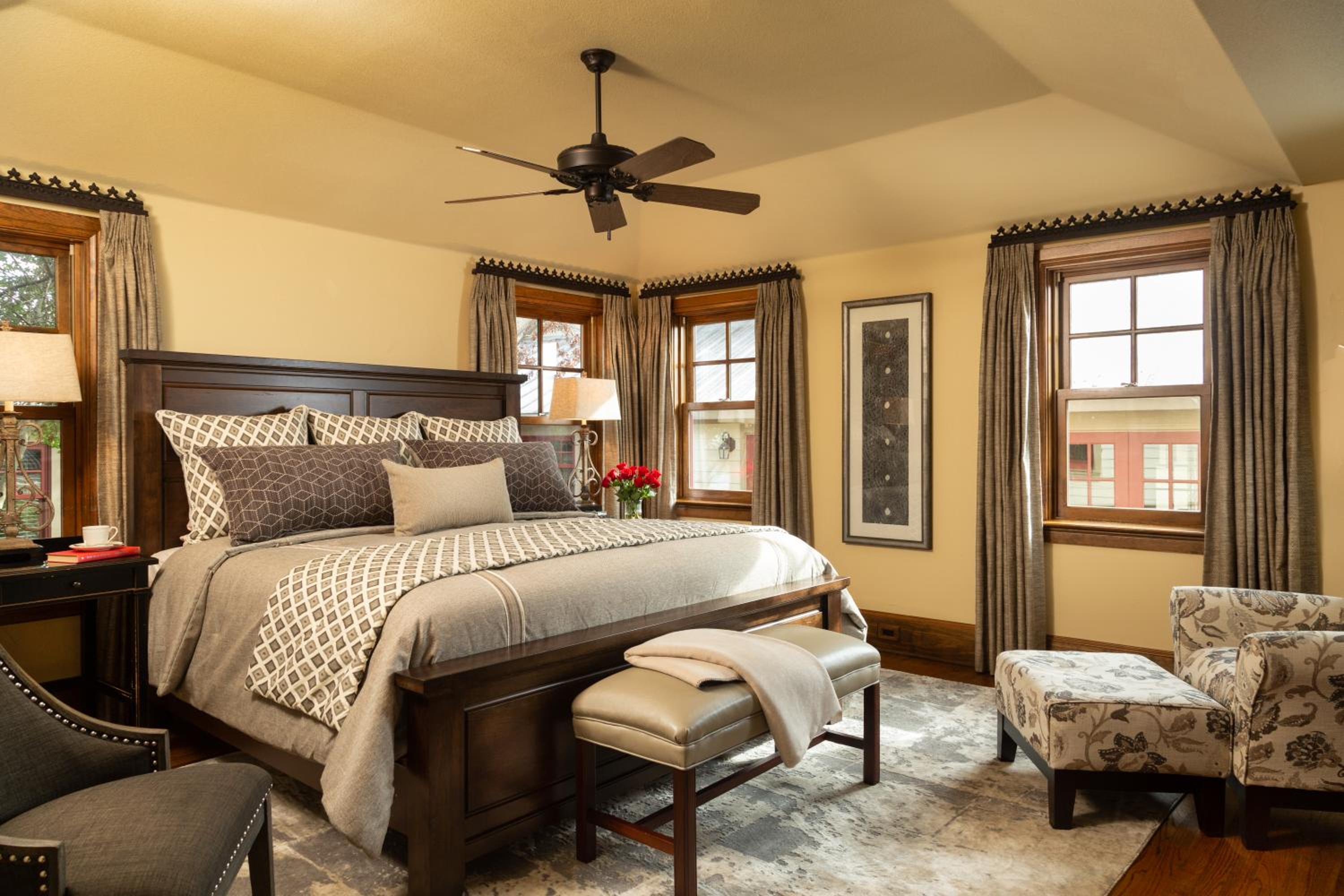 King Room with Whirlpool photo 1