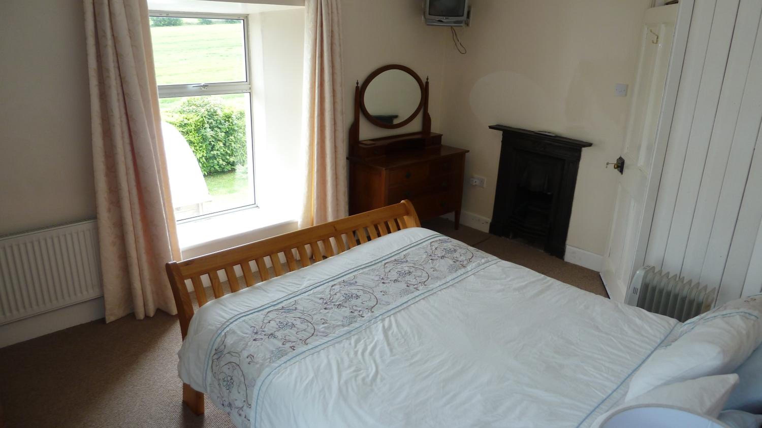 Deluxe Double Room with Shower photo 2
