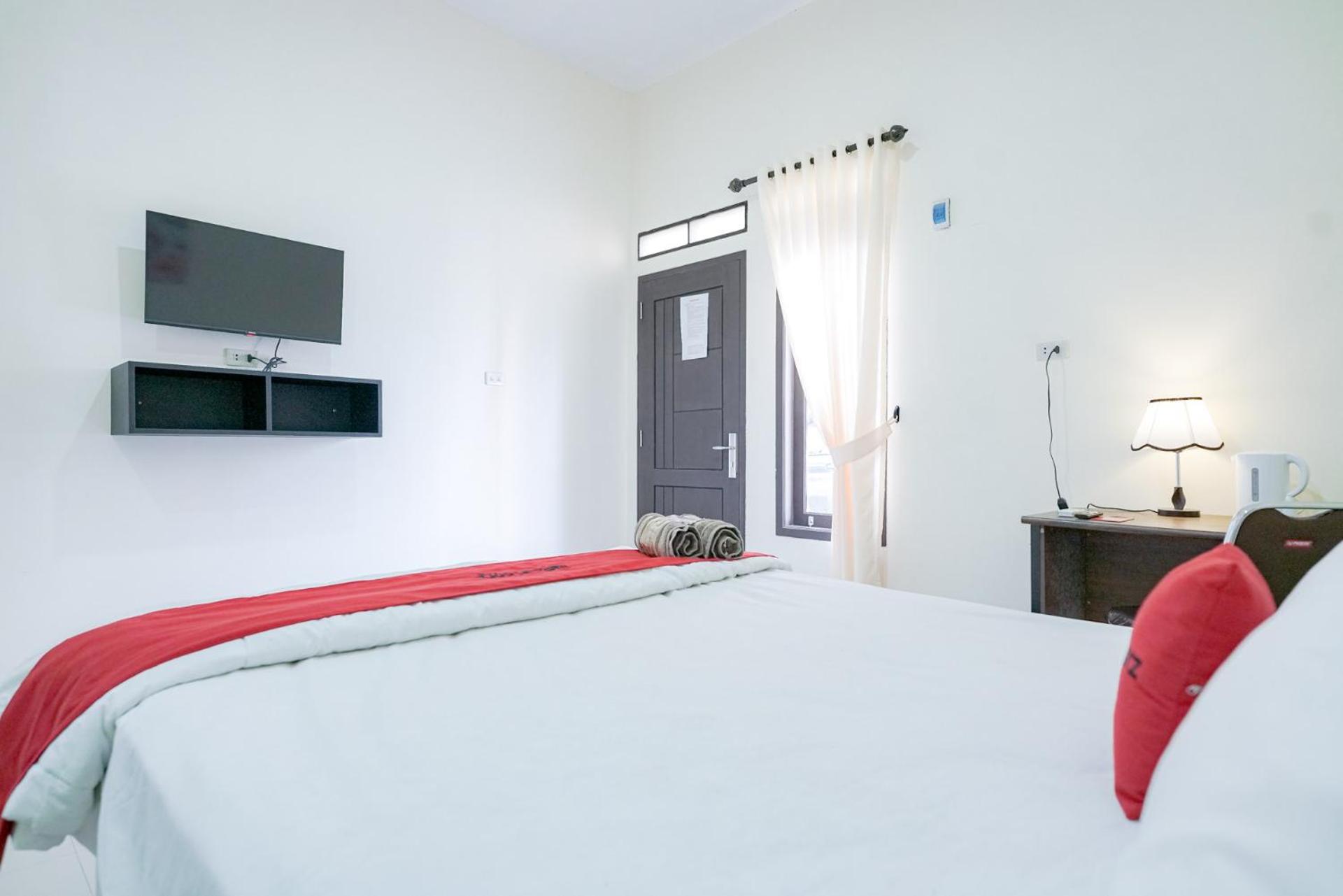Economy Double Room photo 1