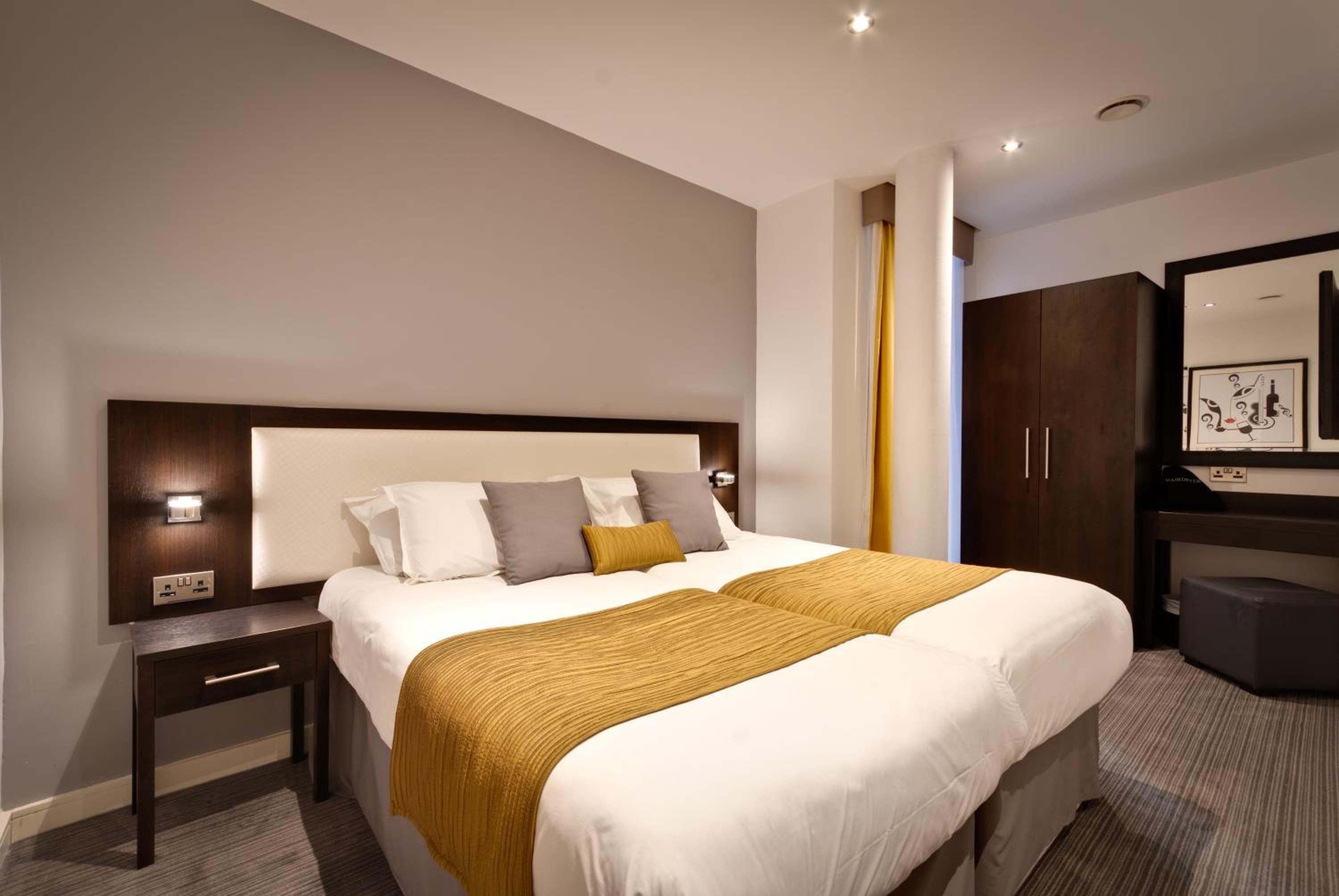 Three-Bedroom Apartment (10 Adults) photo 3