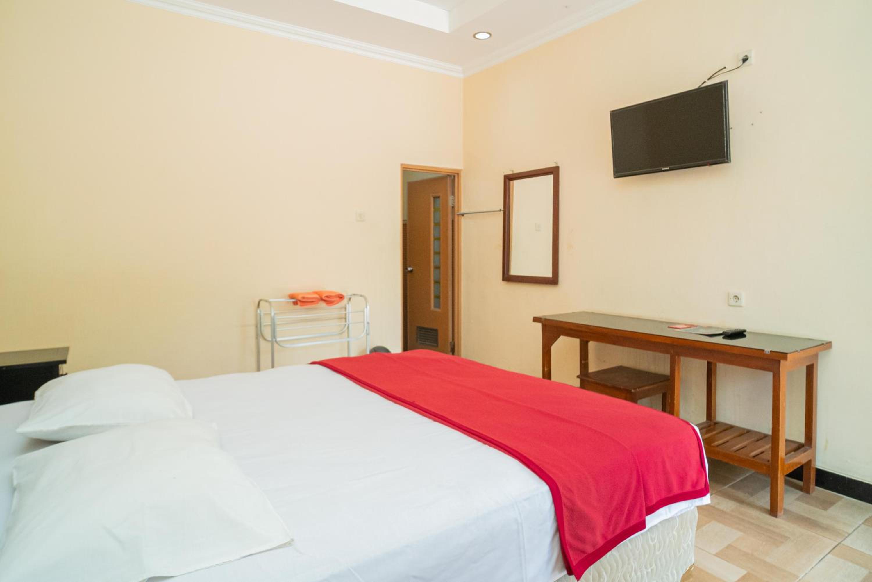 Standard Double Room - Photo 5