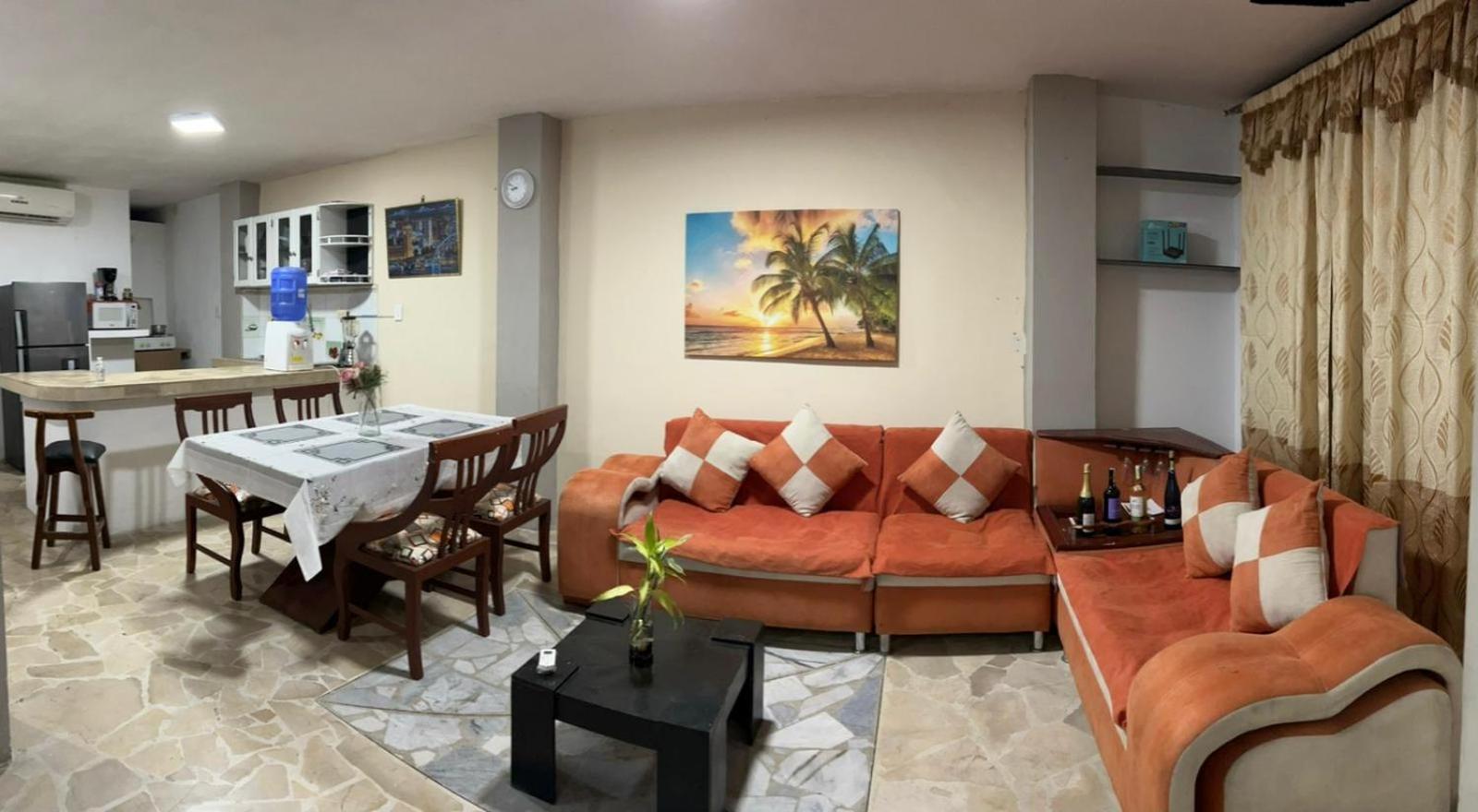One-Bedroom Apartment photo 1