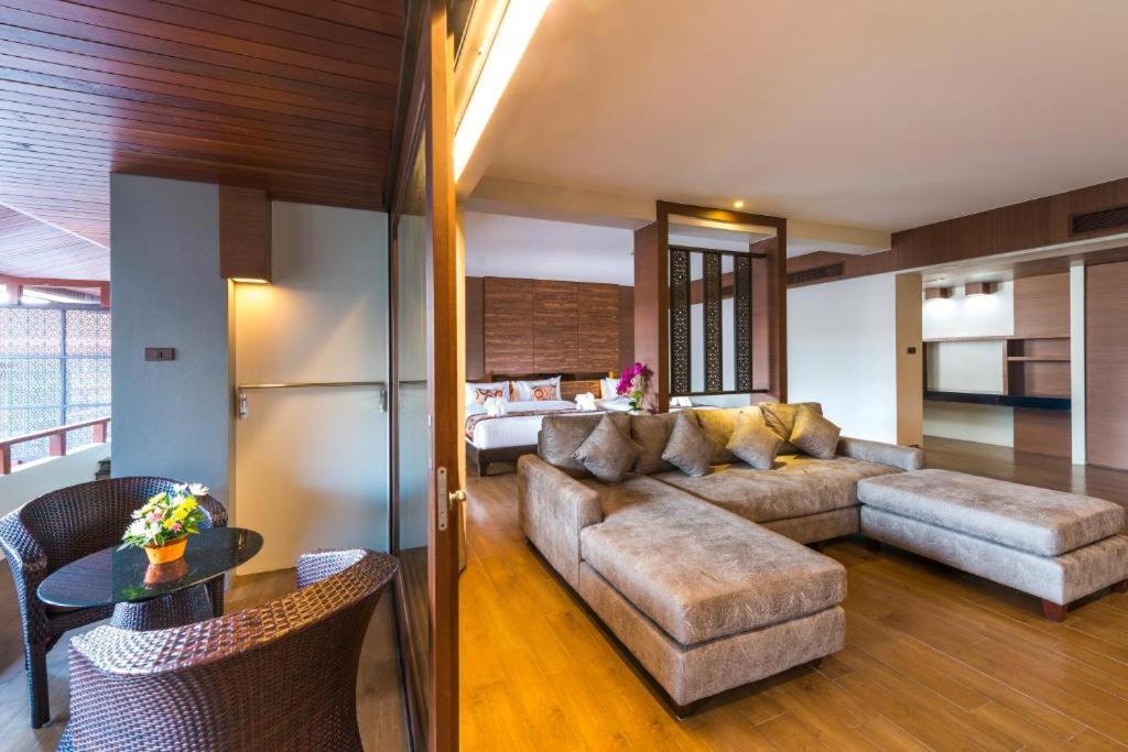 Family Suite - Photo 11
