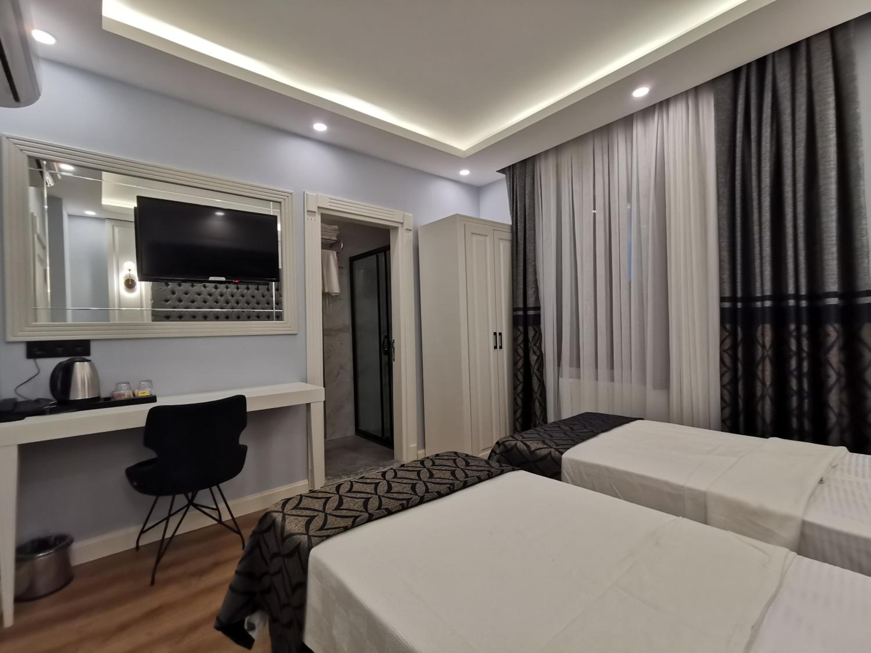 Double Or Twin Room - Ground Floor photo 2