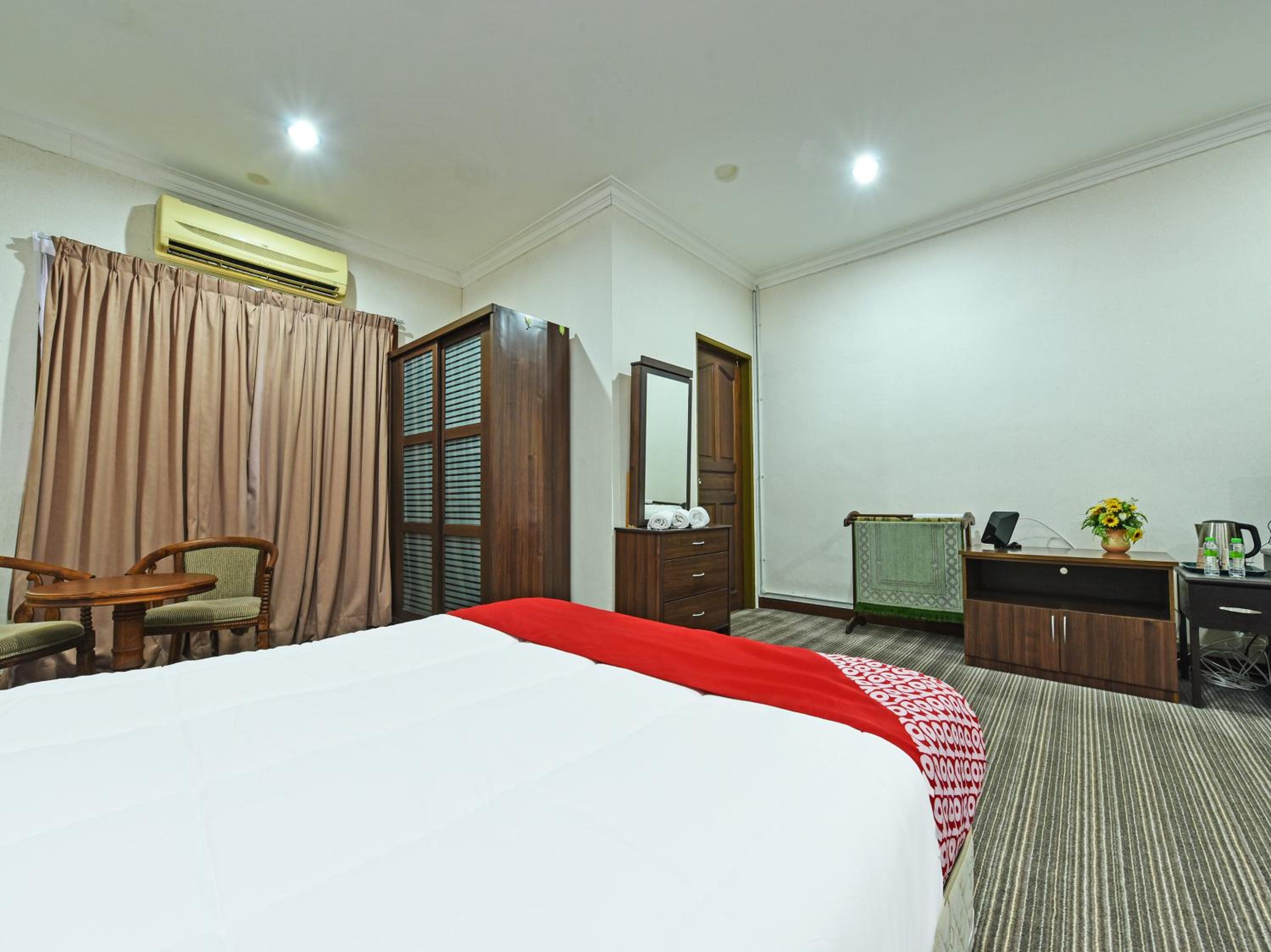 Deluxe Triple Room - Photo 4