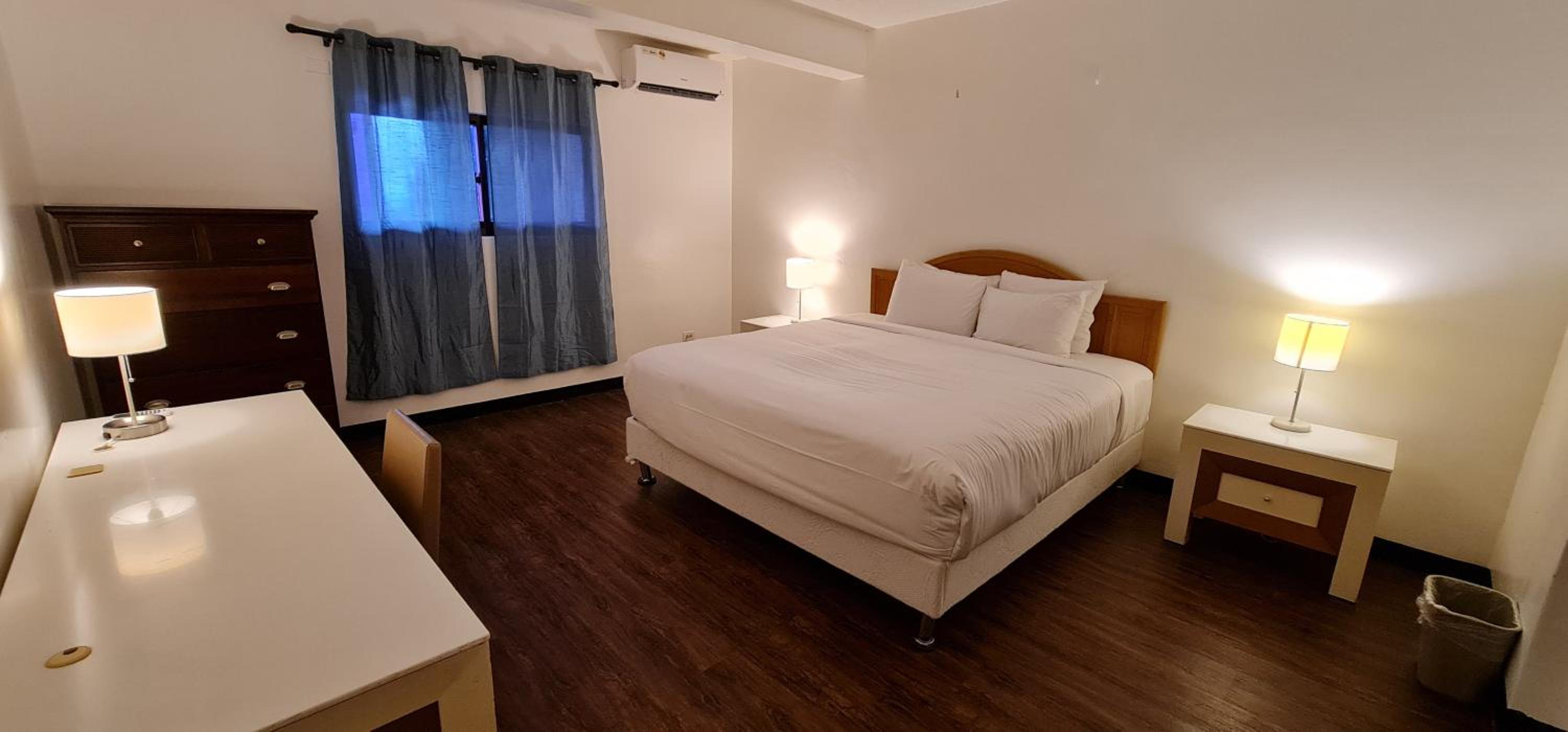 Two-Bedroom Suite with Kitchen - Non-Smoking - Photo 1