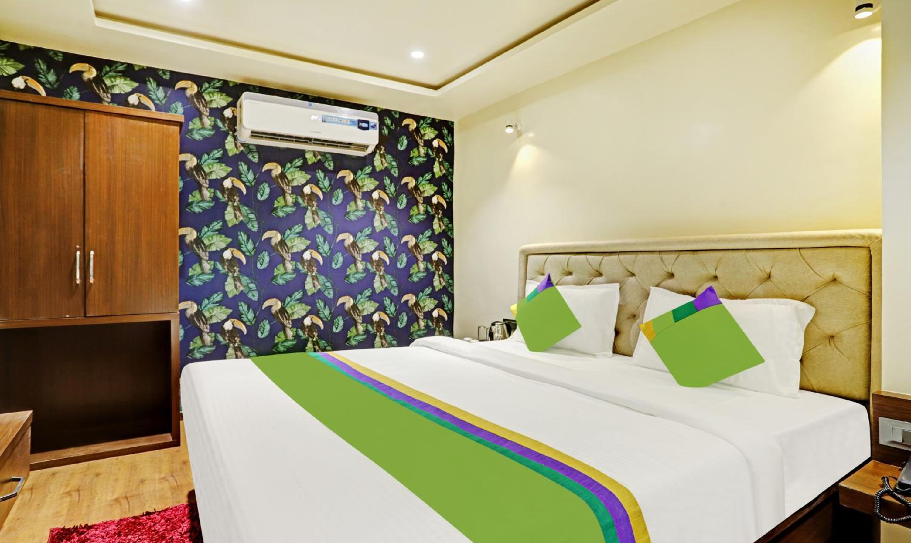 Deluxe Room - Photo 2