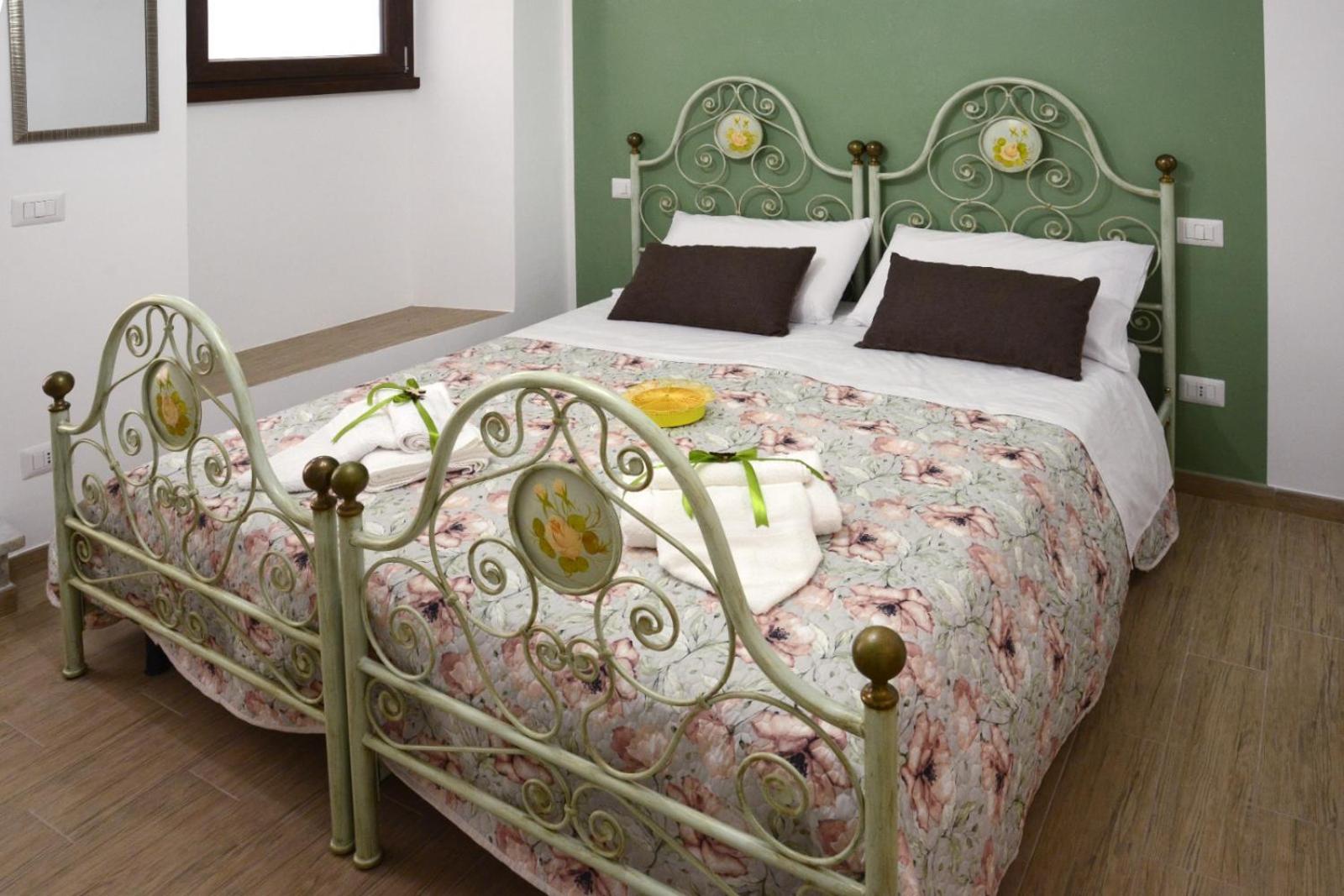 Triple Room with Bathroom photo 3