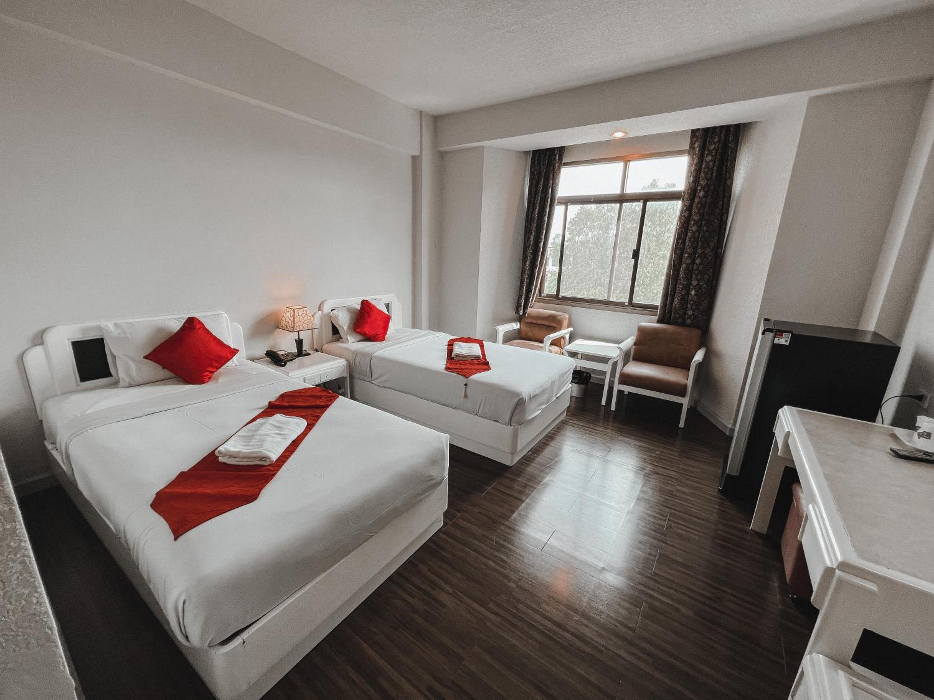 Standard Twin Room photo 3