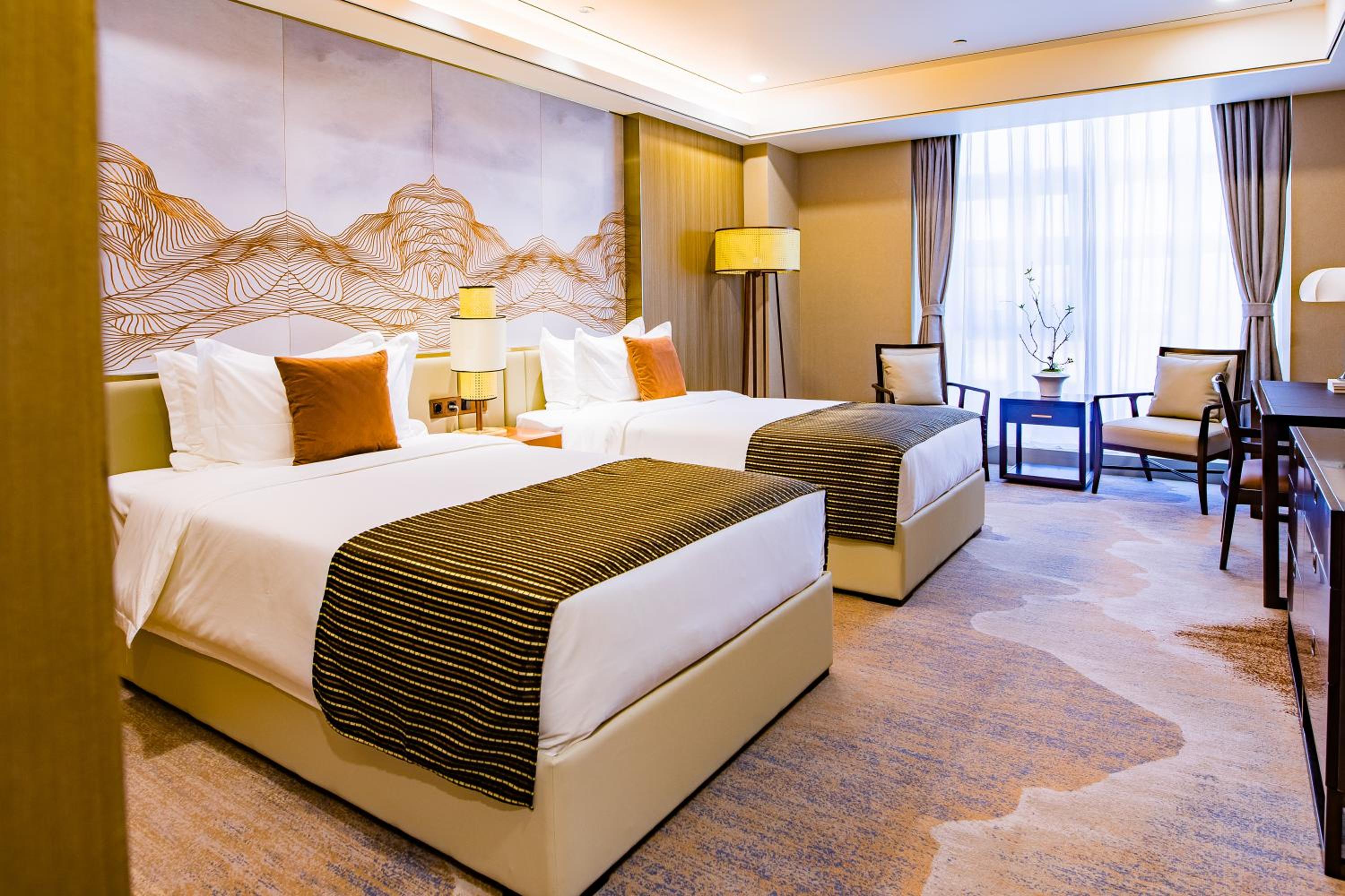 Premium Twin Room with Free Parking - Photo 1