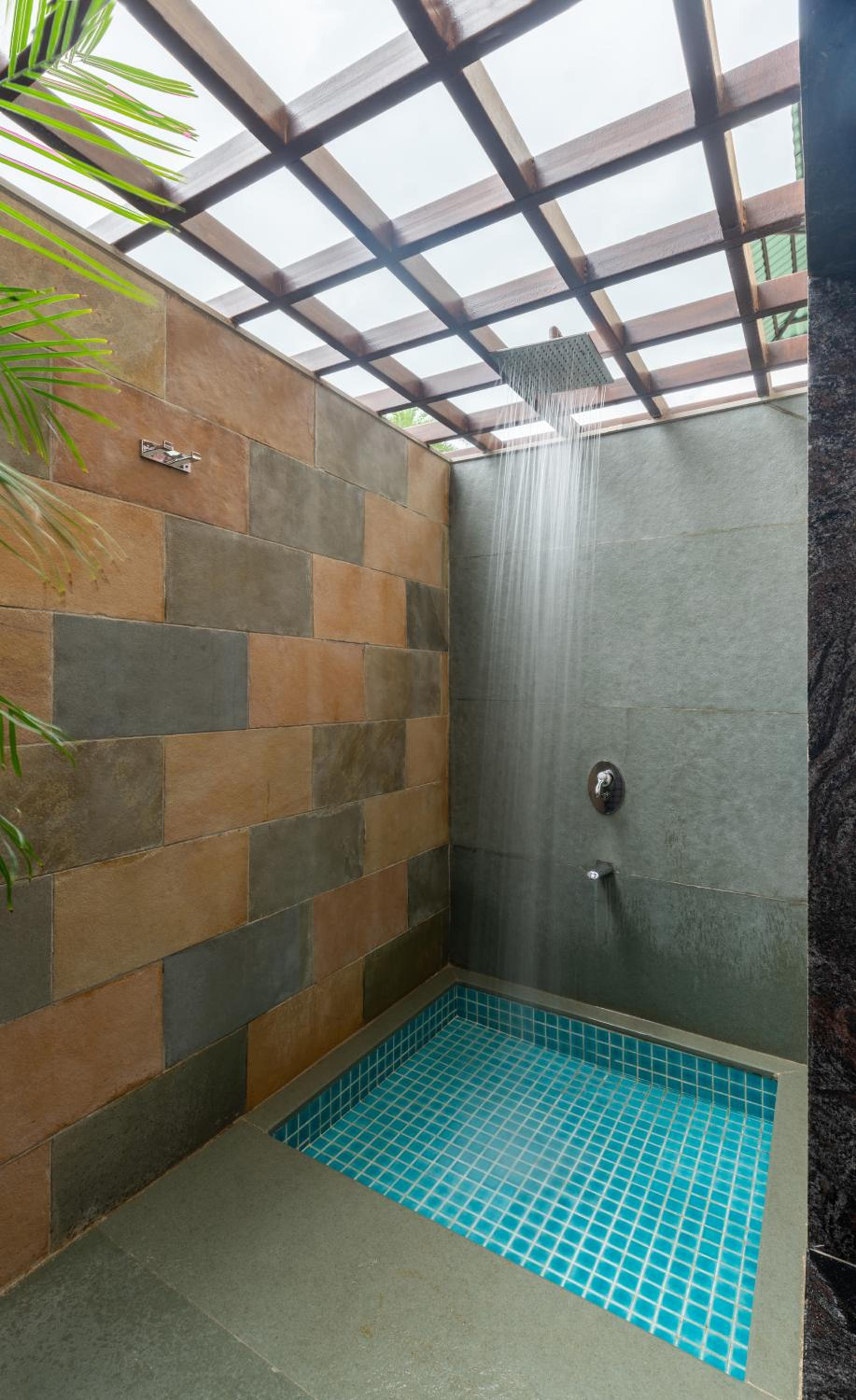 Suite with Private Pool - Photo 8