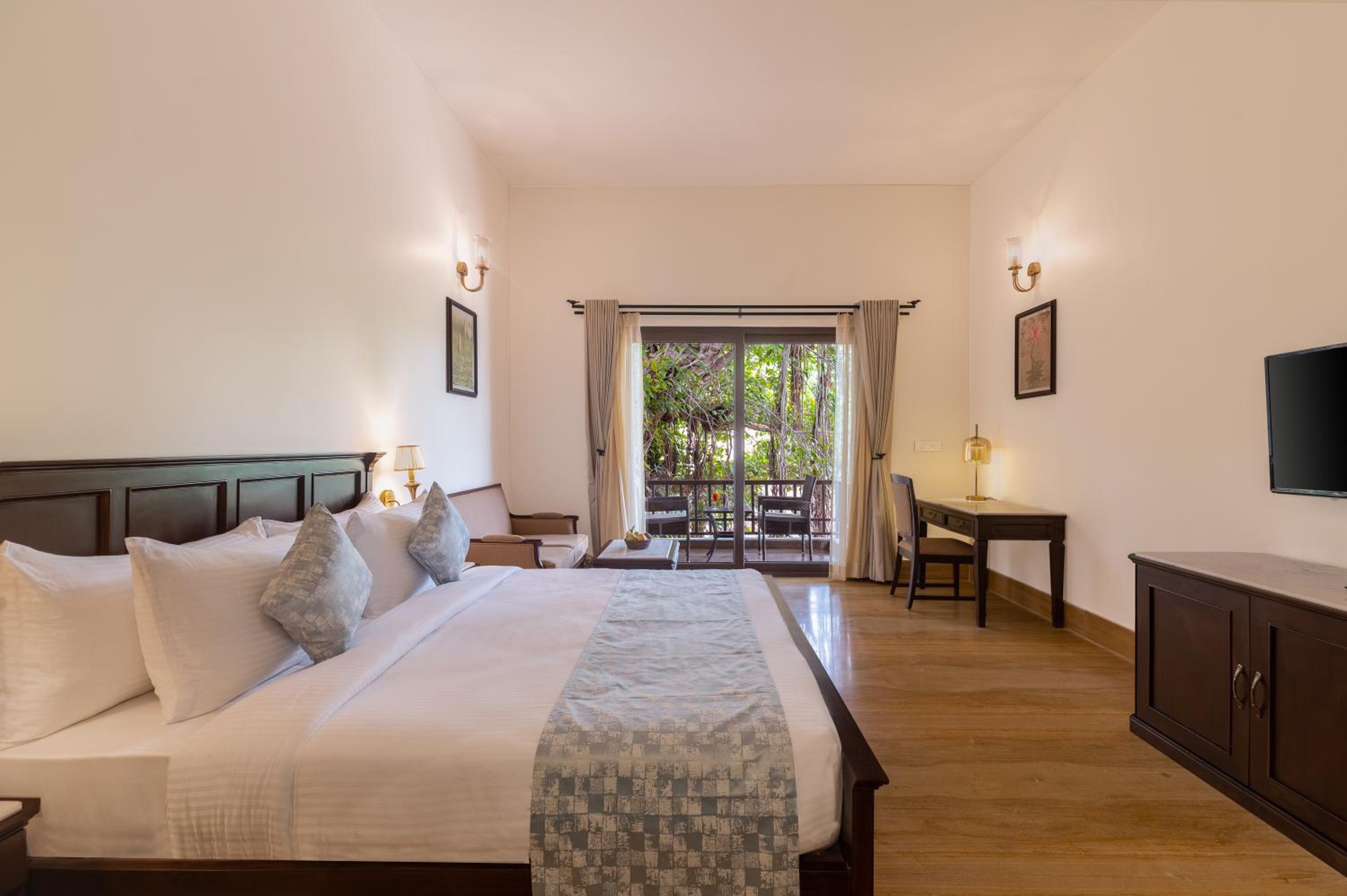 Suite with Garden View - Photo 6
