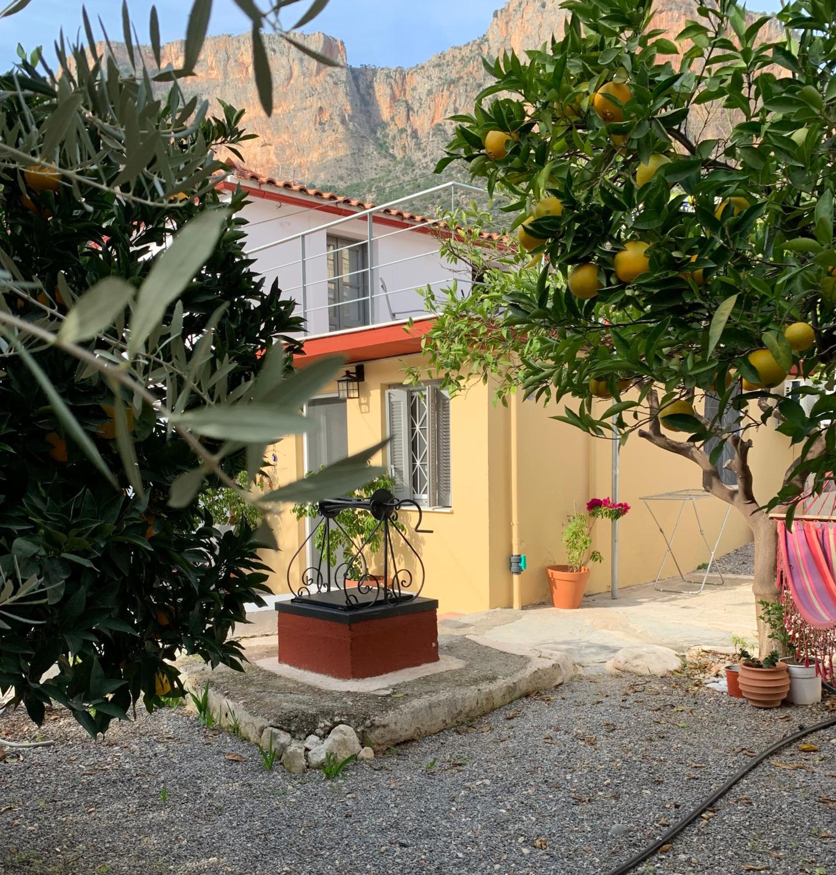 Apartment with Garden View photo 3