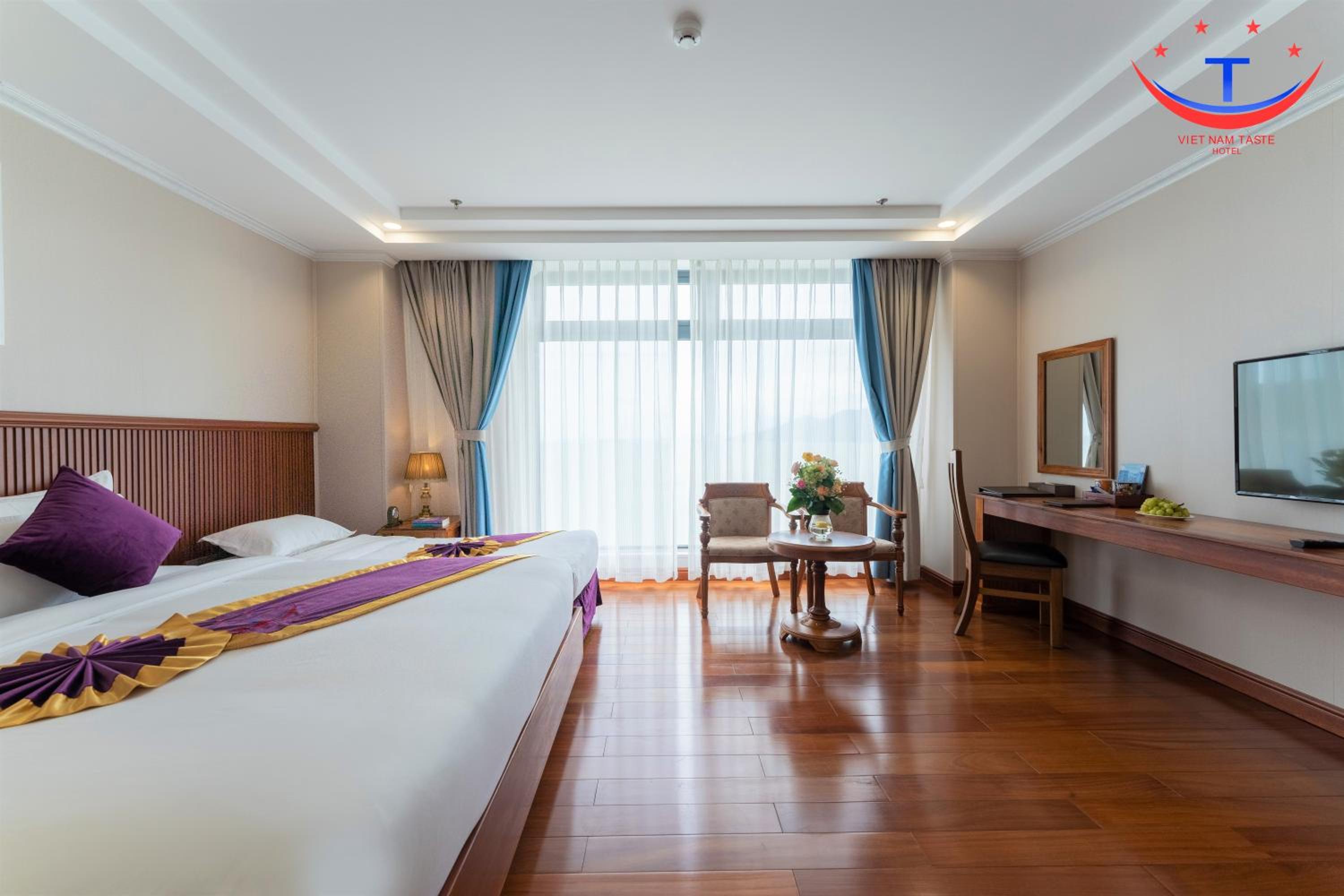 Luxury Double Room with Ocean View - Photo 9