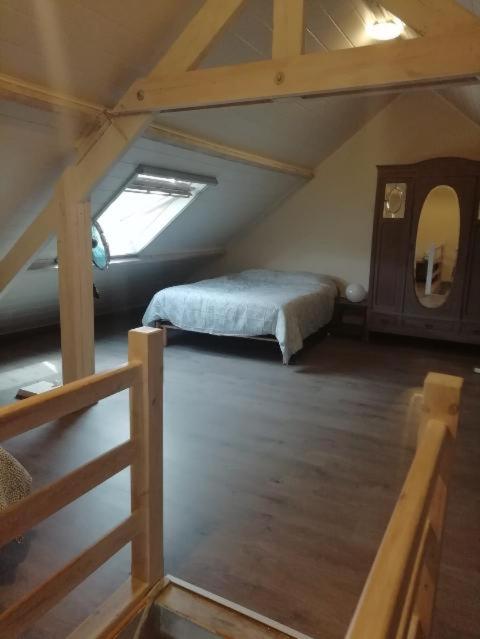 One-Bedroom Apartment - Photo 1
