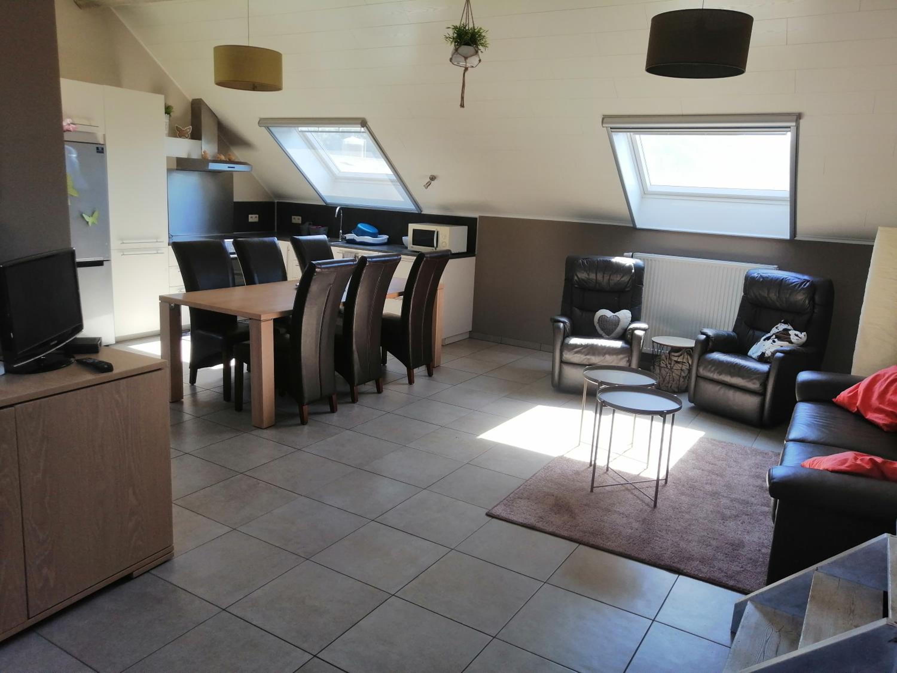 One-Bedroom Apartment - Photo 4