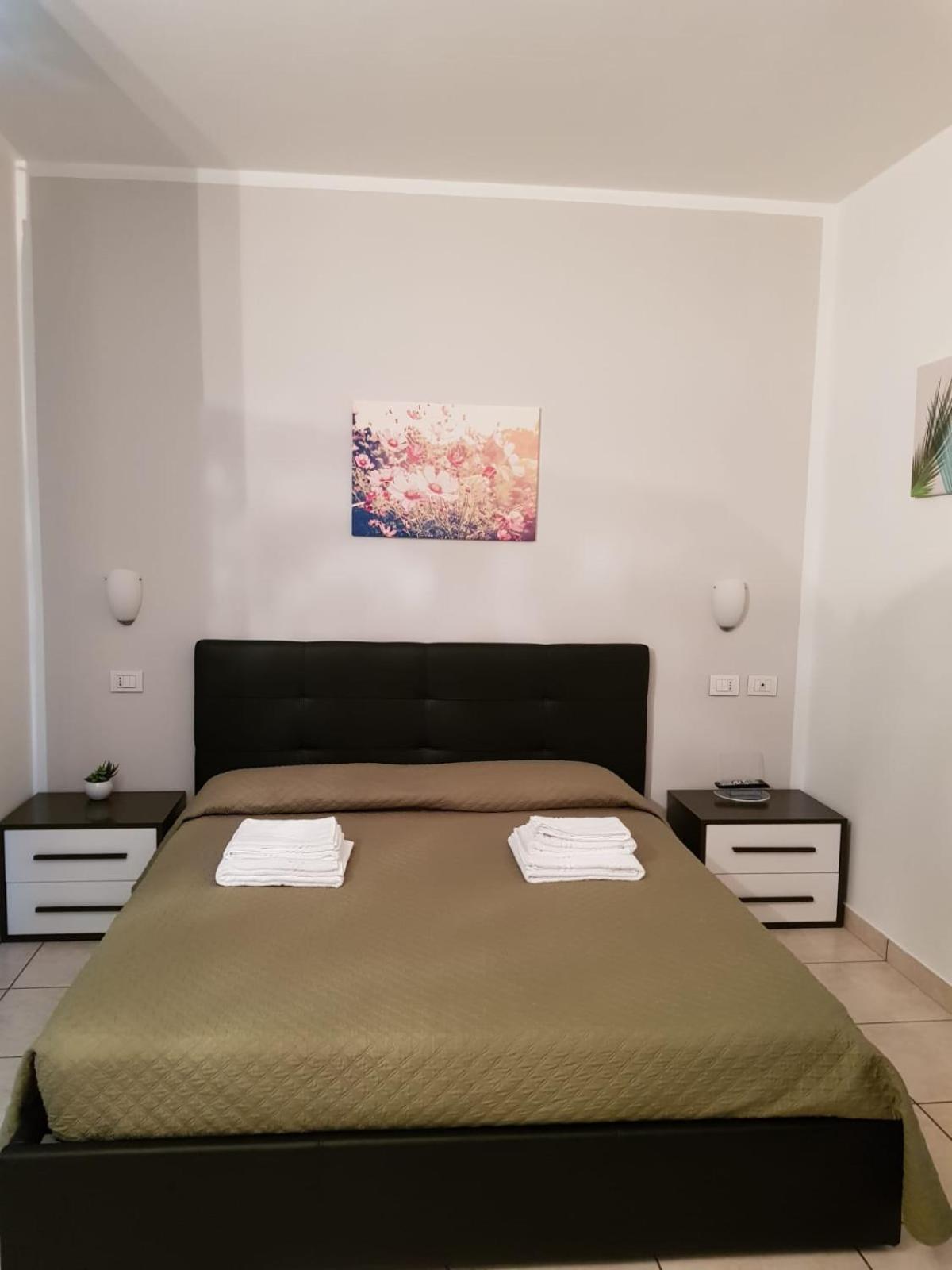 Double Room with Private Bathroom photo 1