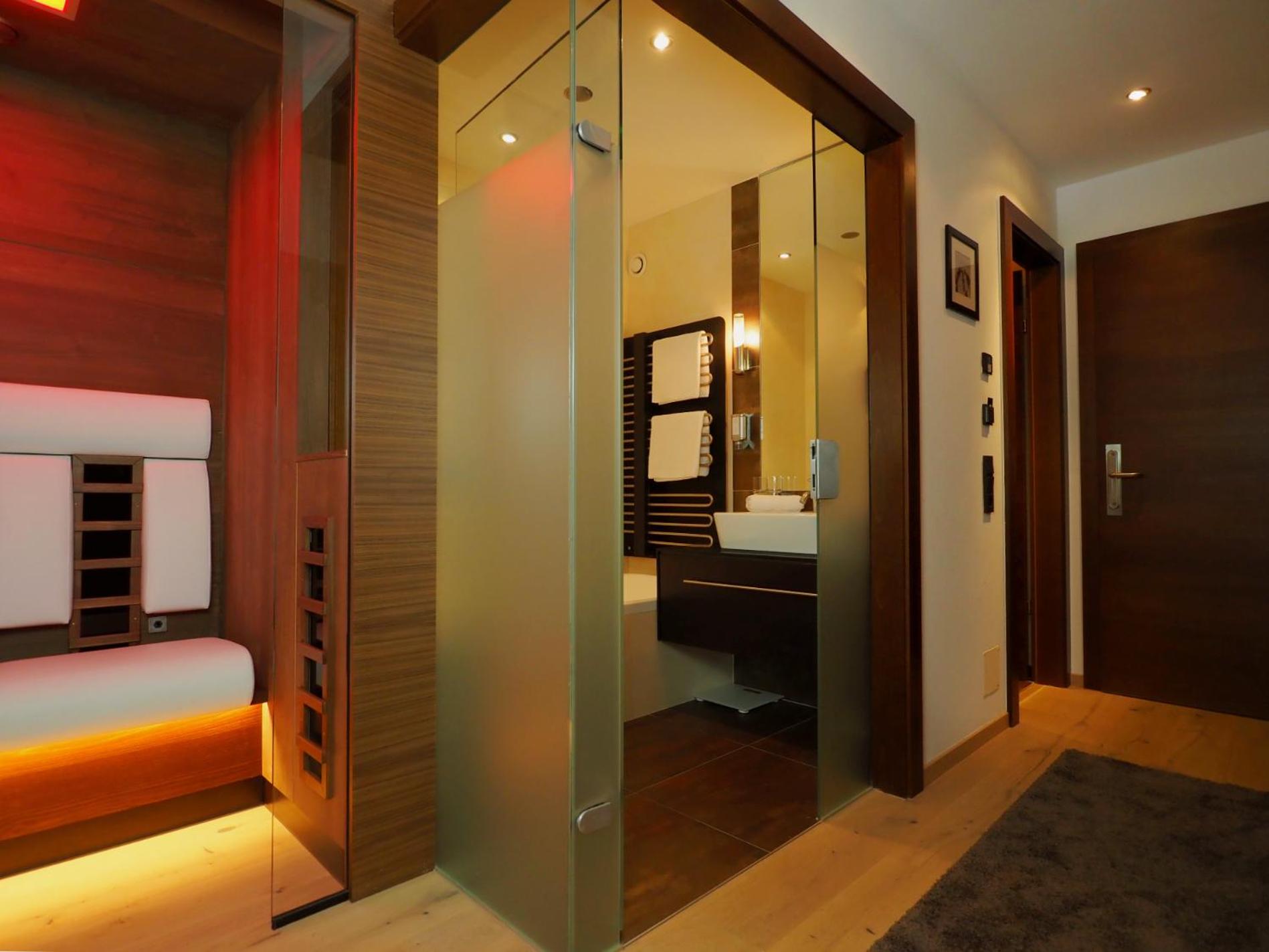 Deluxe Double Room photo 3
