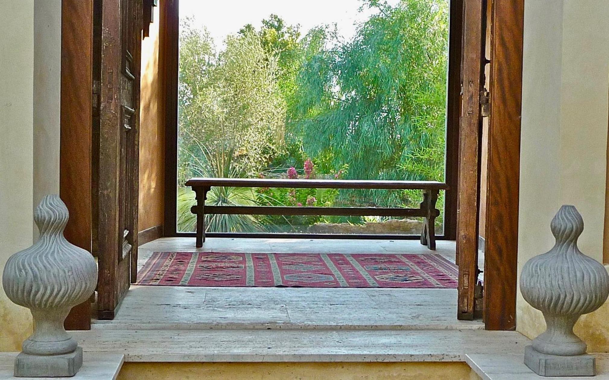 Villa photo 2