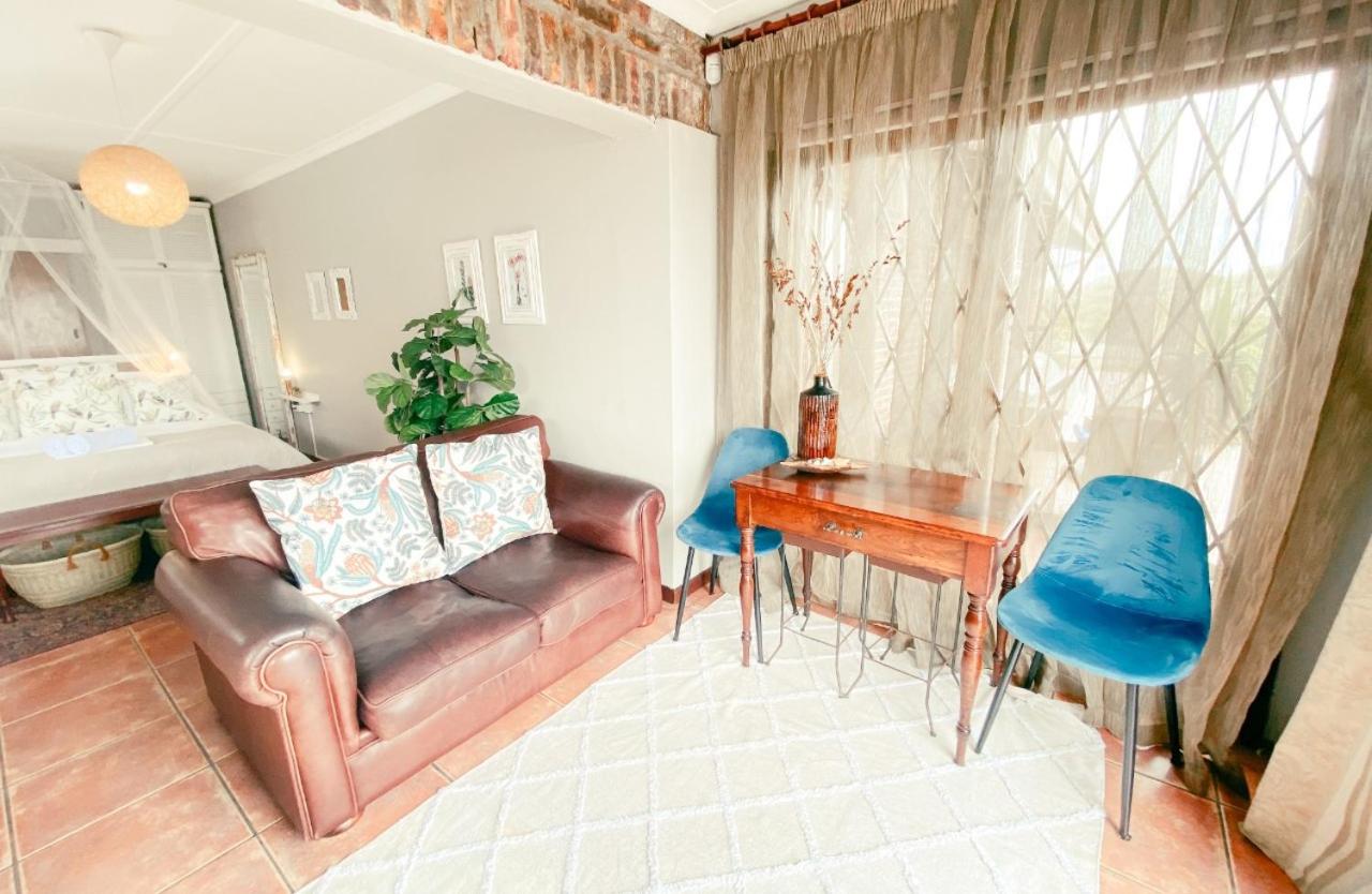 One-Bedroom Apartment - Sea Front - Photo 29