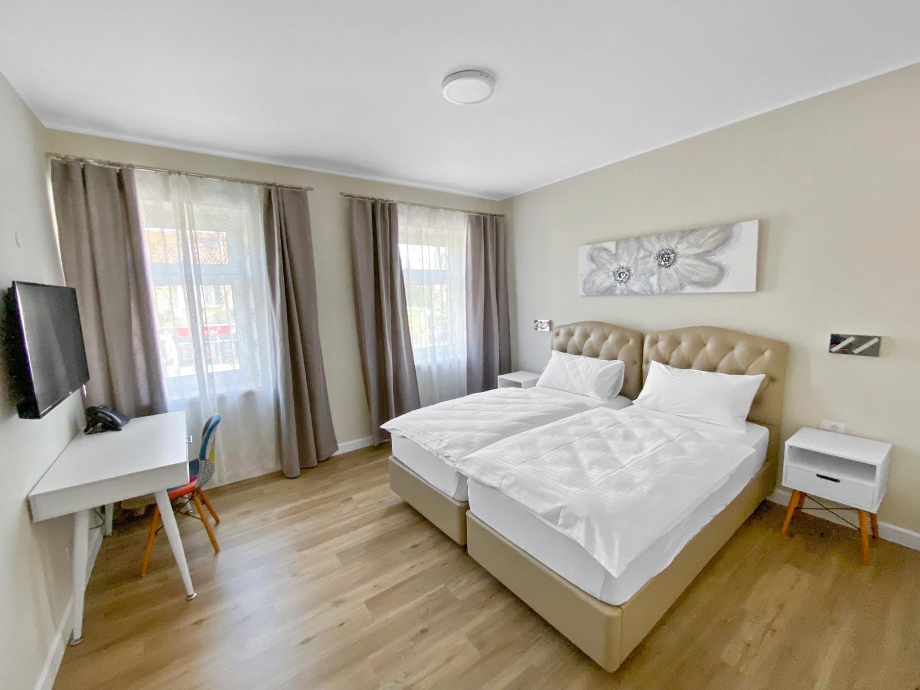 Superior King Room photo 2