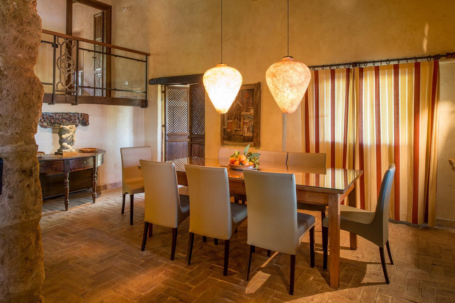 Villa photo 3
