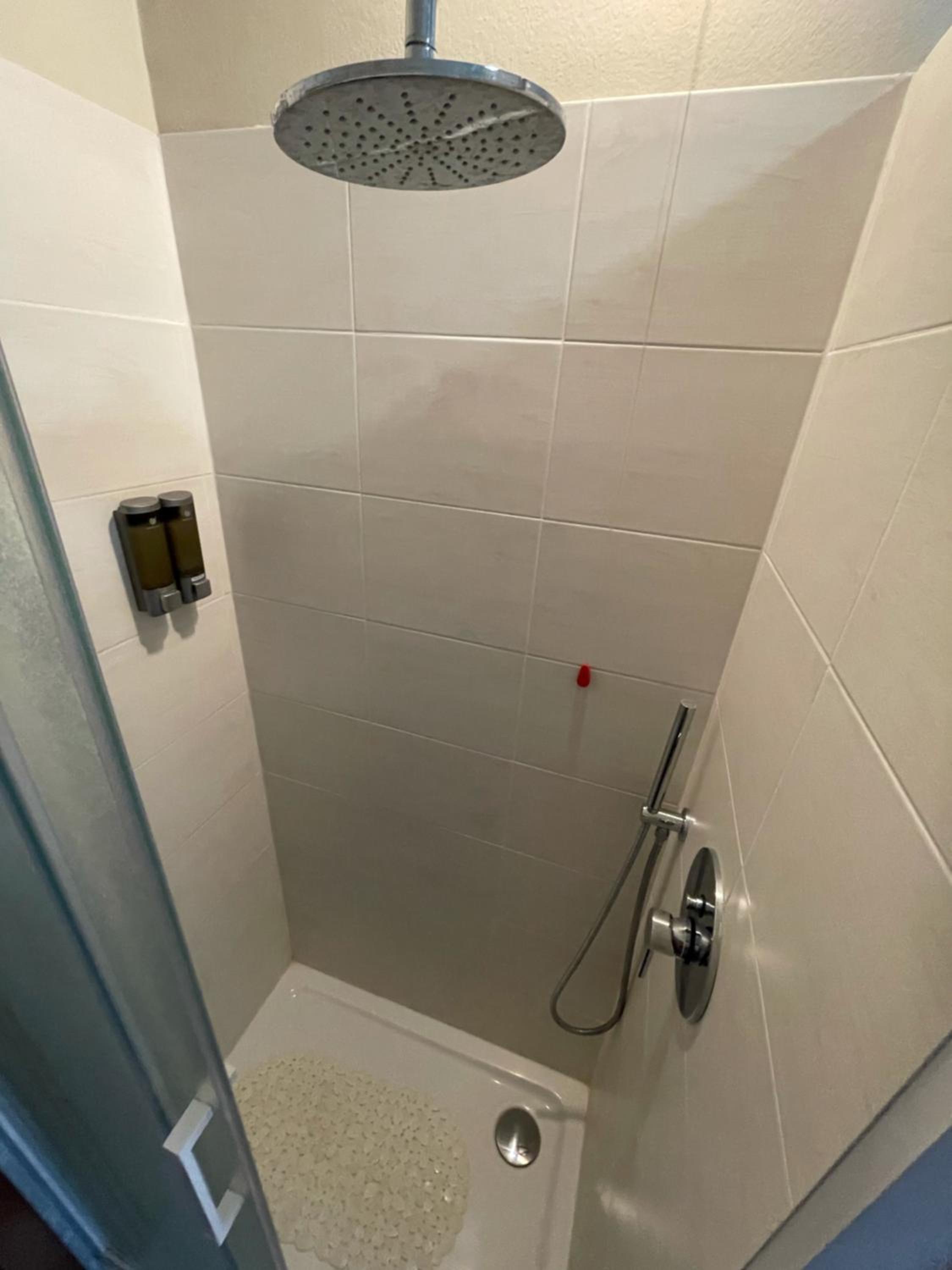 Apartment - Photo 17