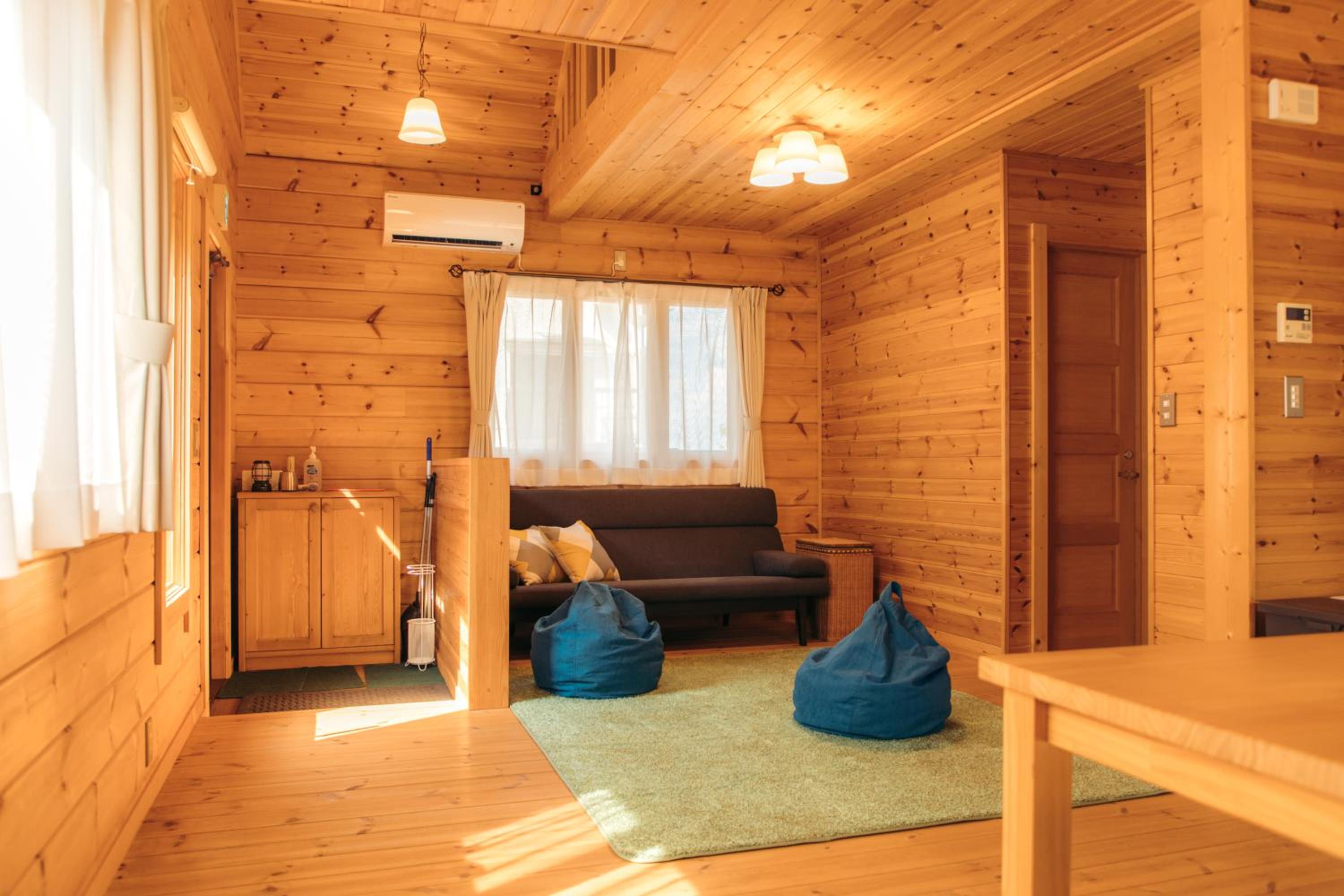 Two-Bedroom House photo 2