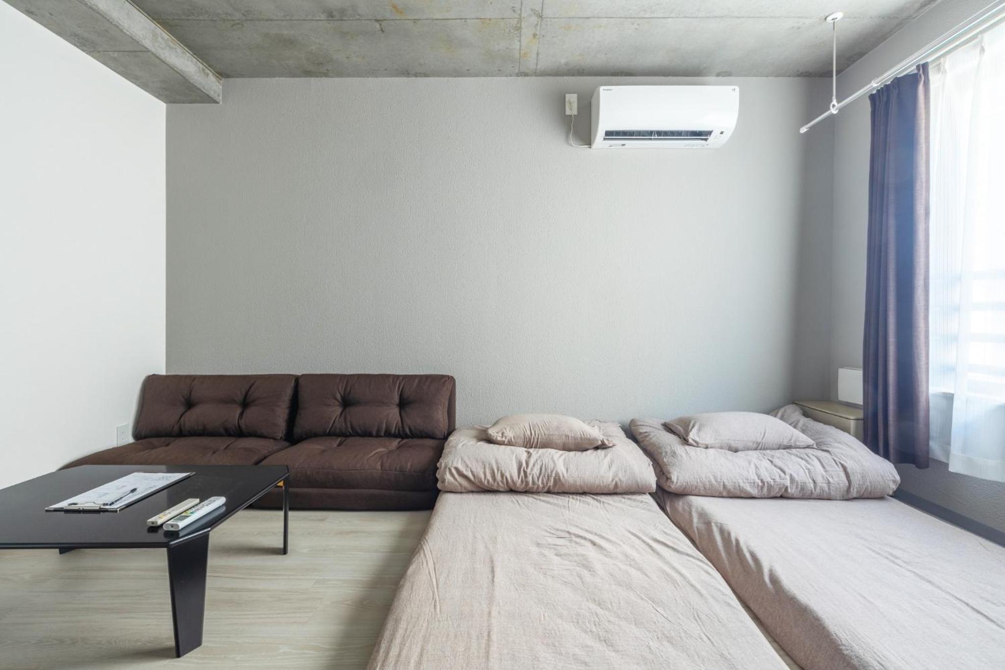 Apartment photo 2