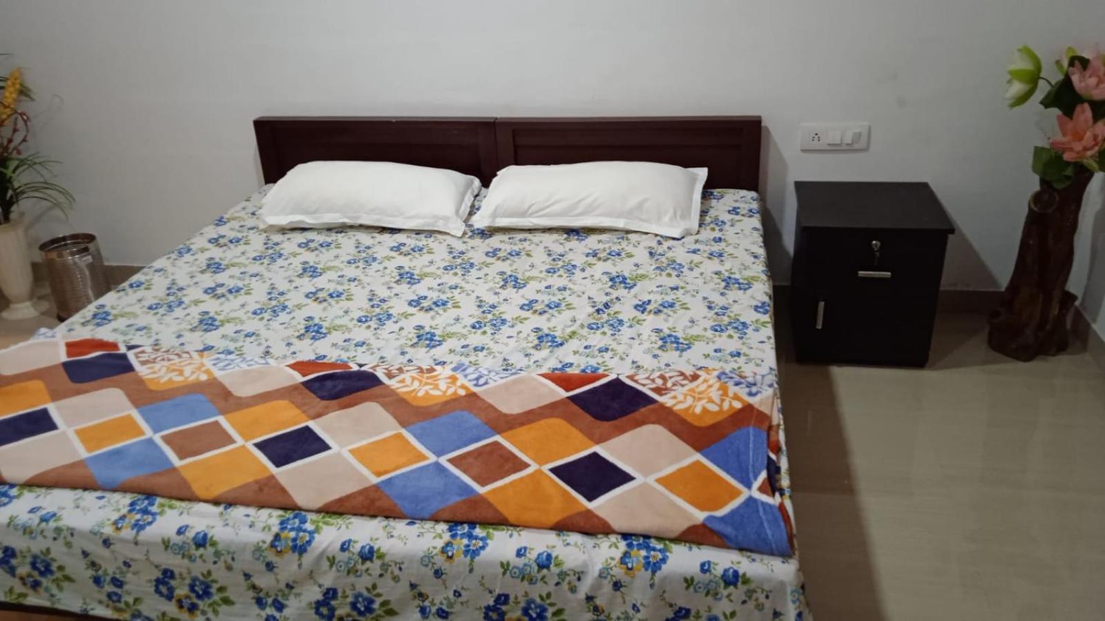Double Room - Photo 12