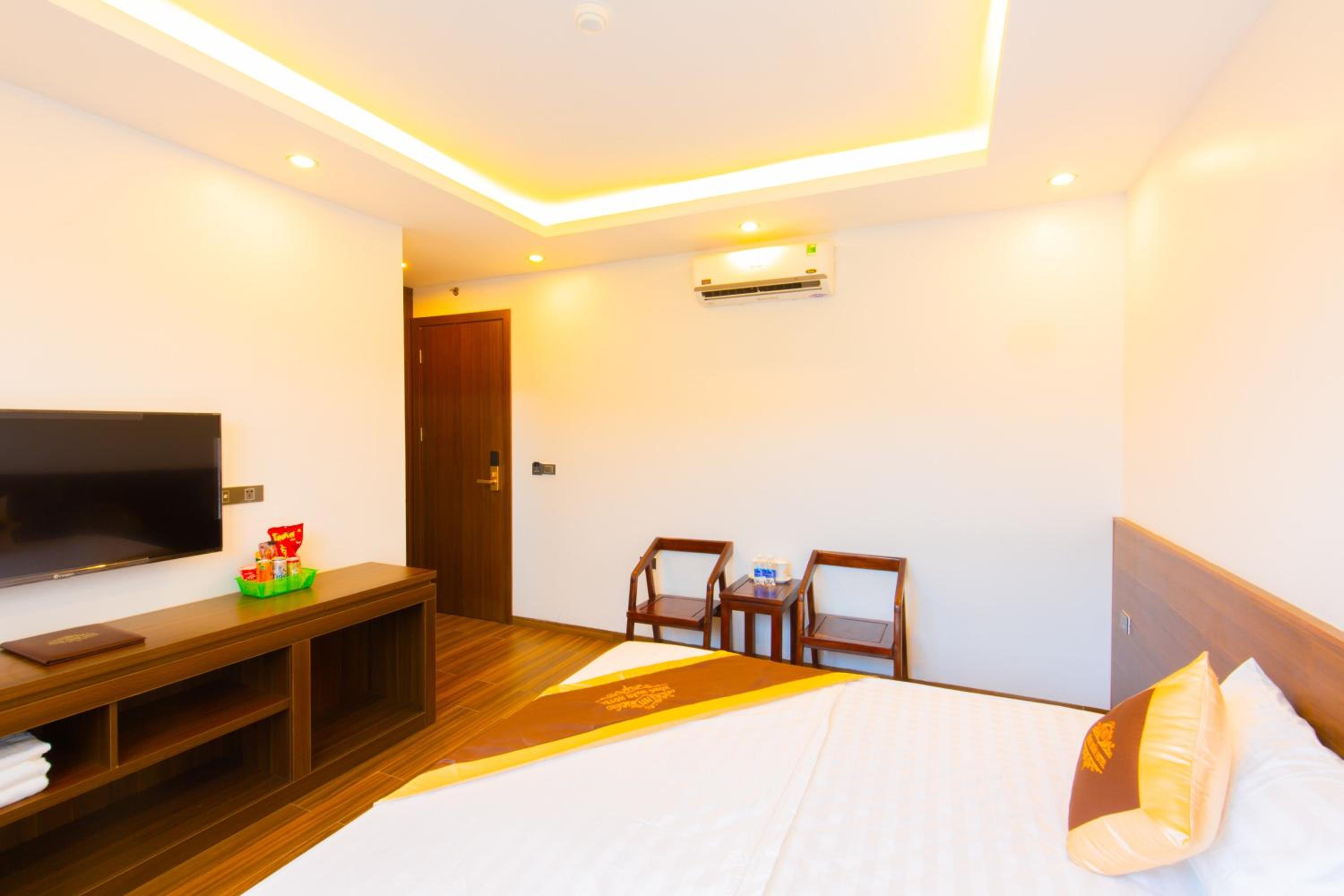 Double Room - Photo 16
