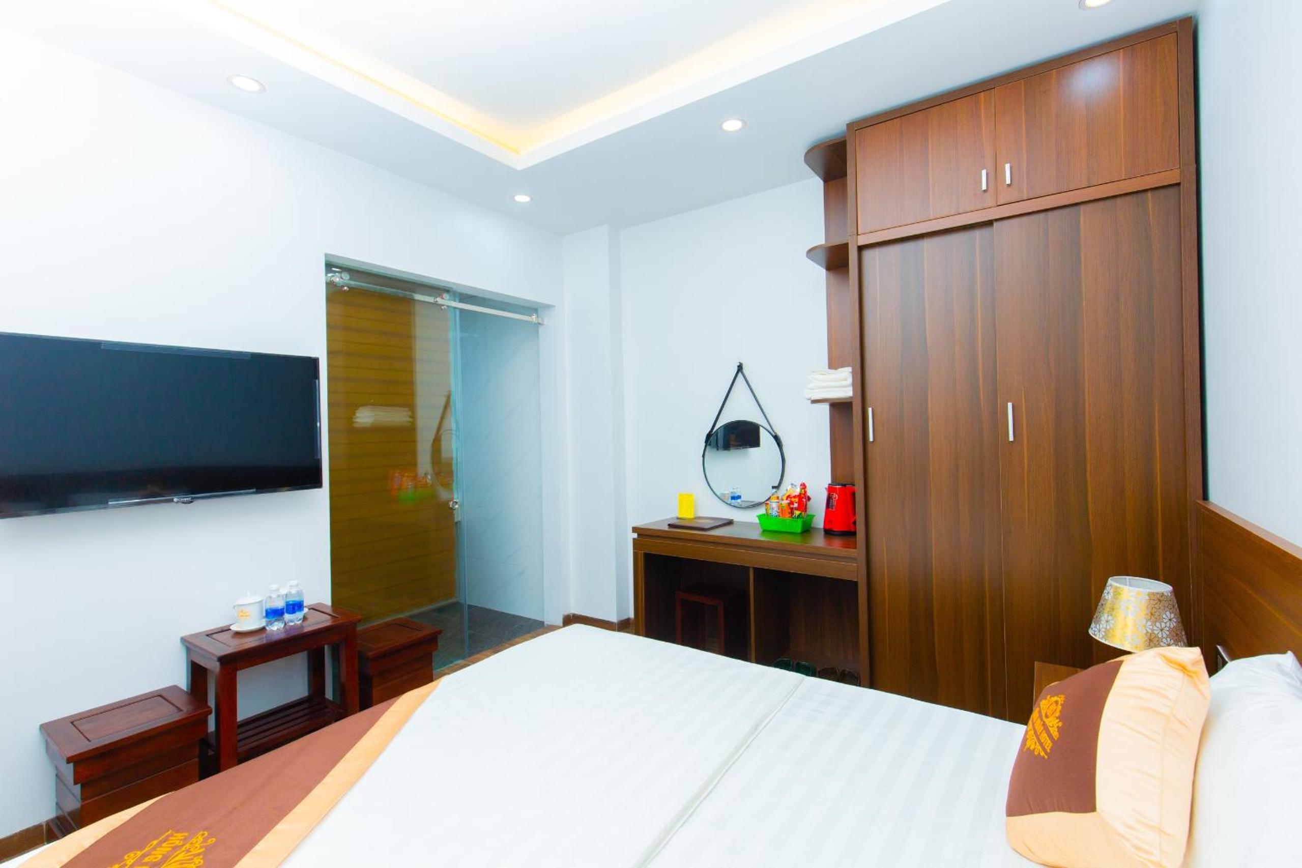Double Room - Photo 13