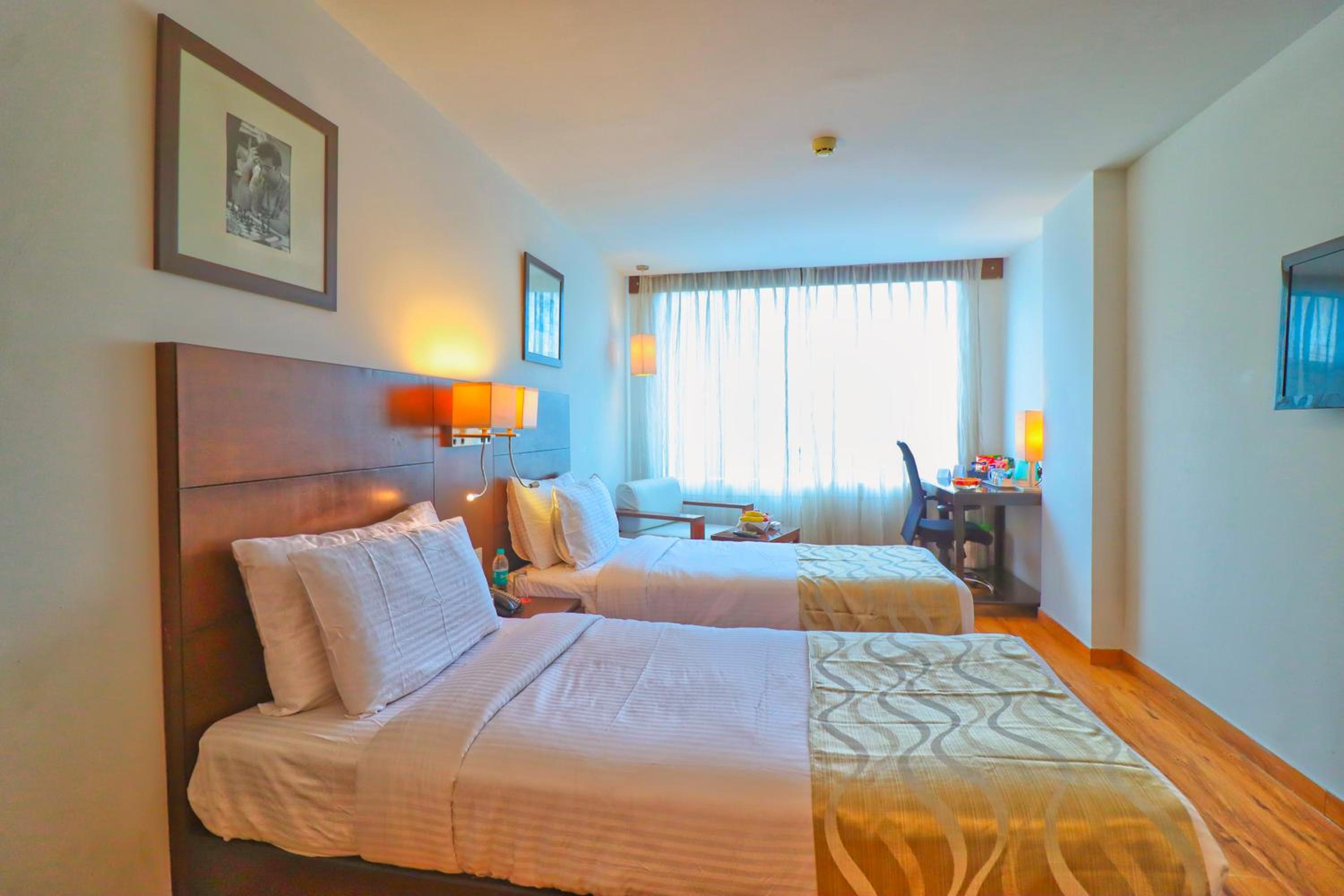 Deluxe Twin Room - Photo 2