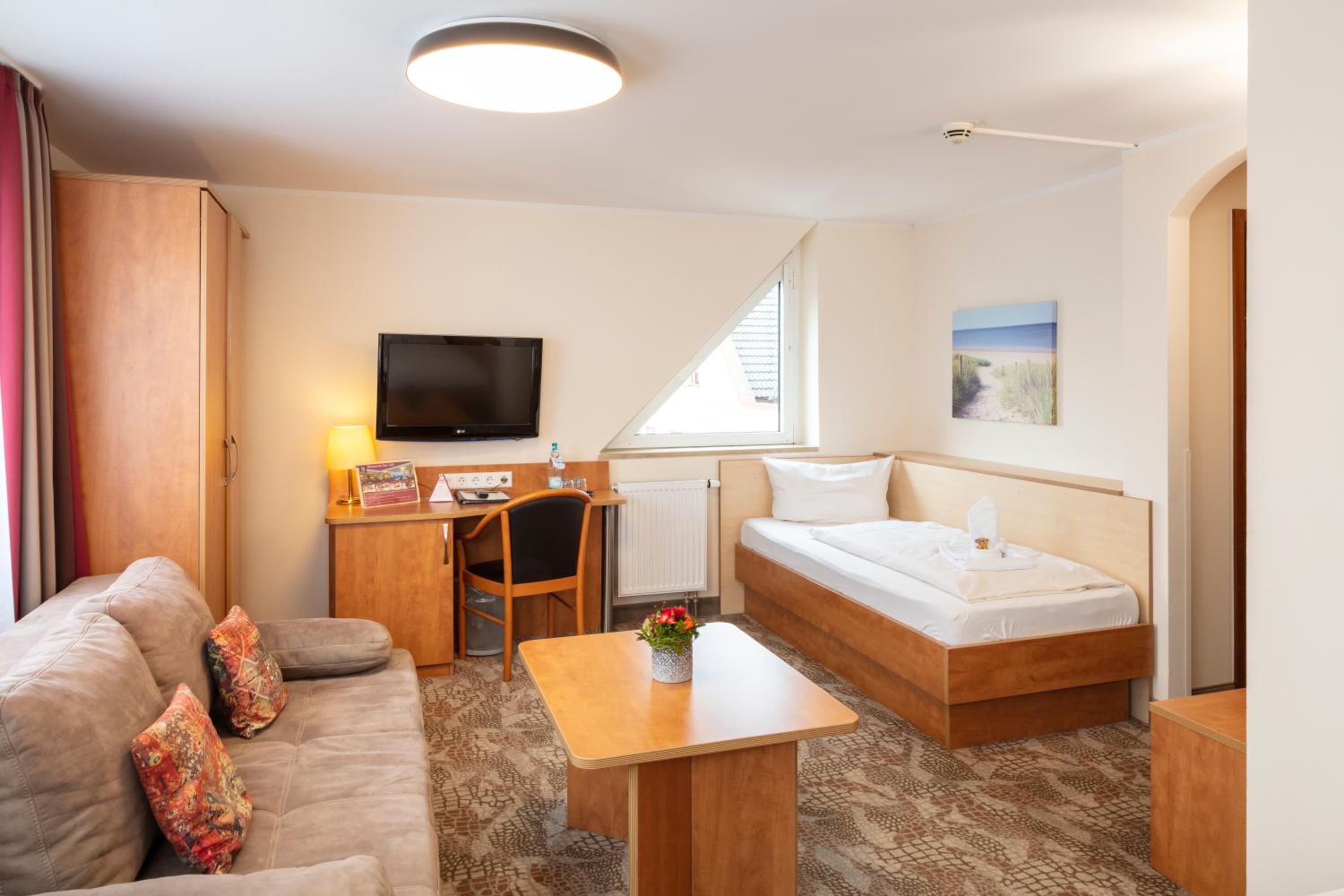Triple Room - Photo 1