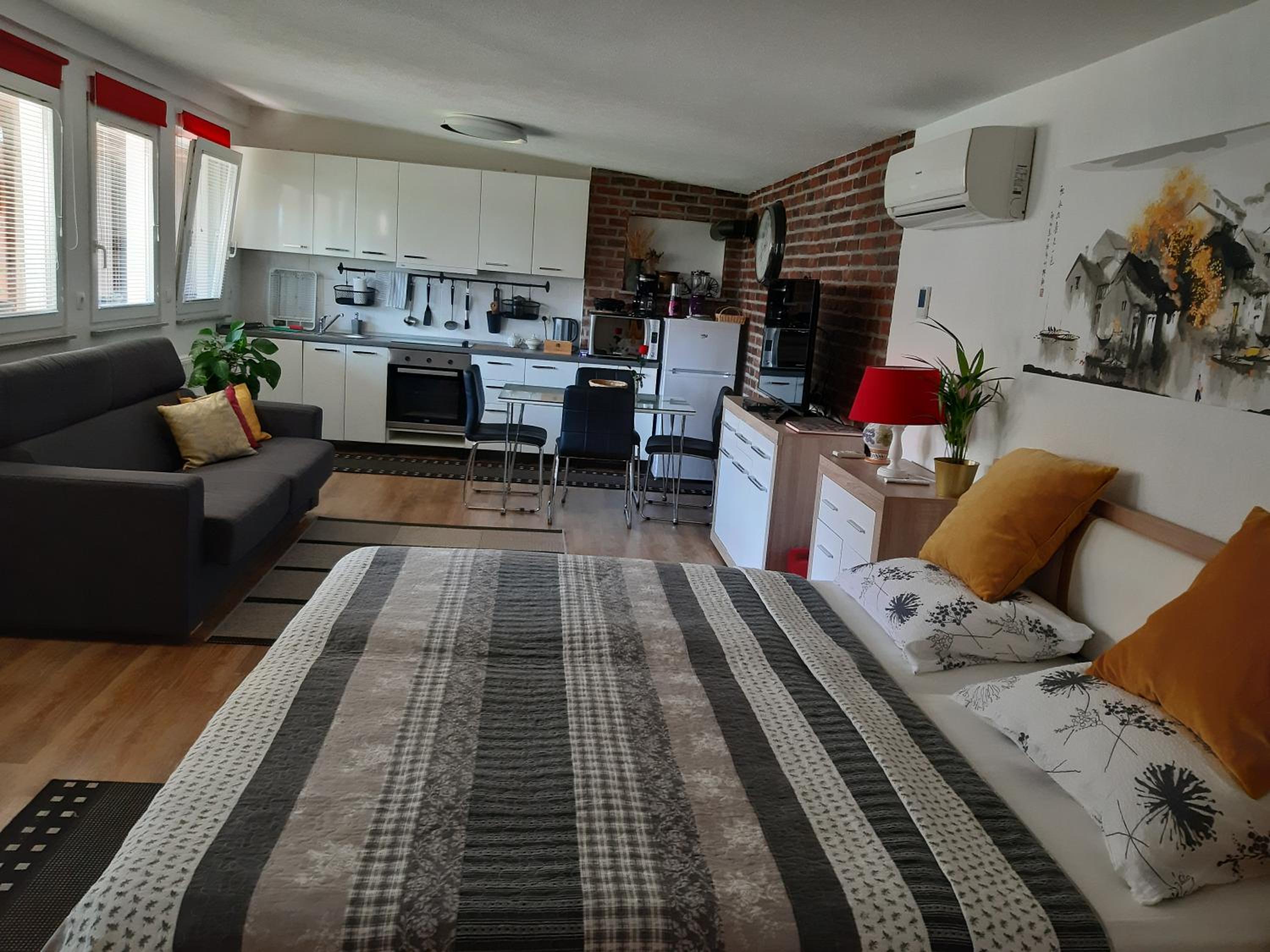 Apartment (2 Adults + 2 Children) - Photo 1
