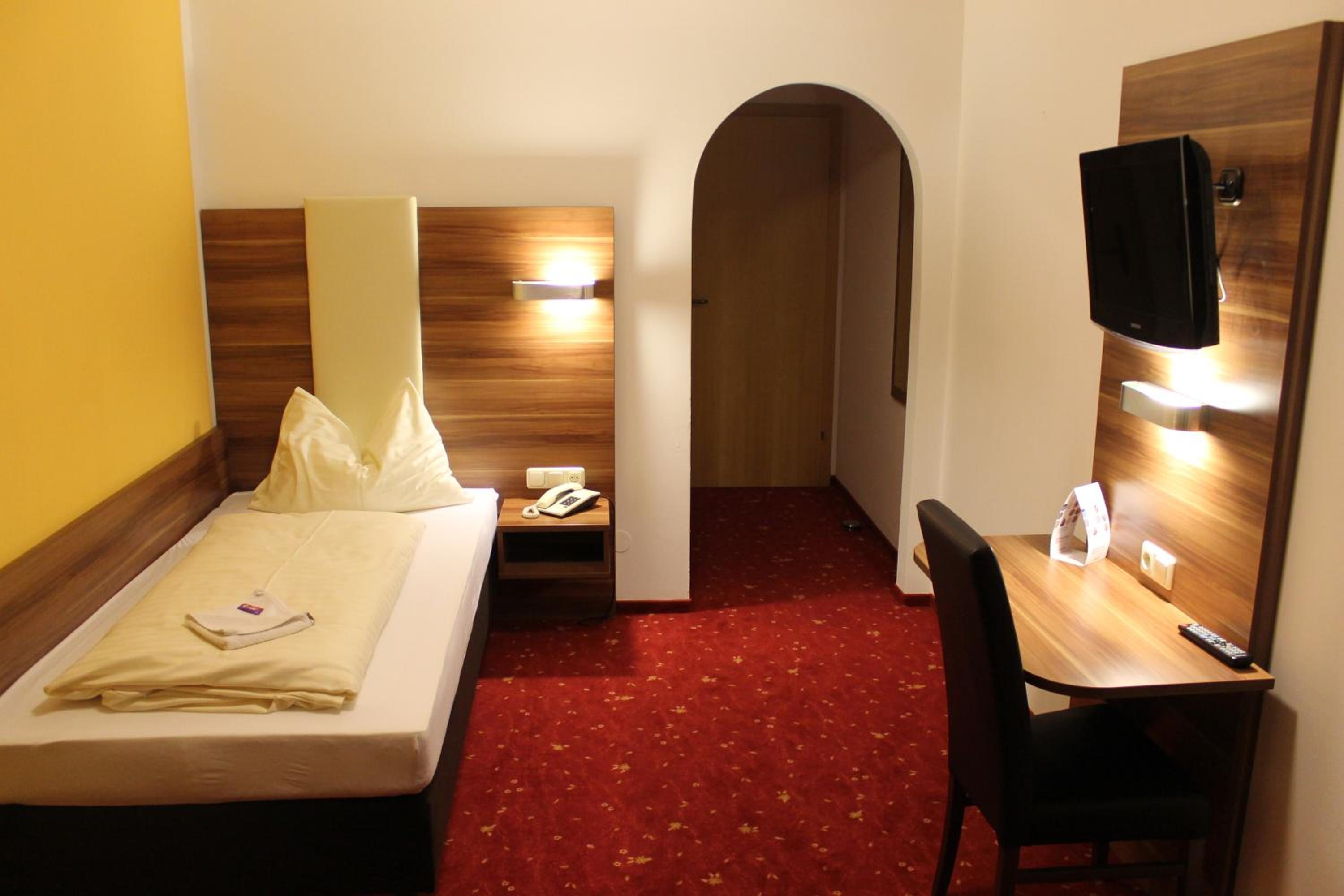 Single Room with Balcony