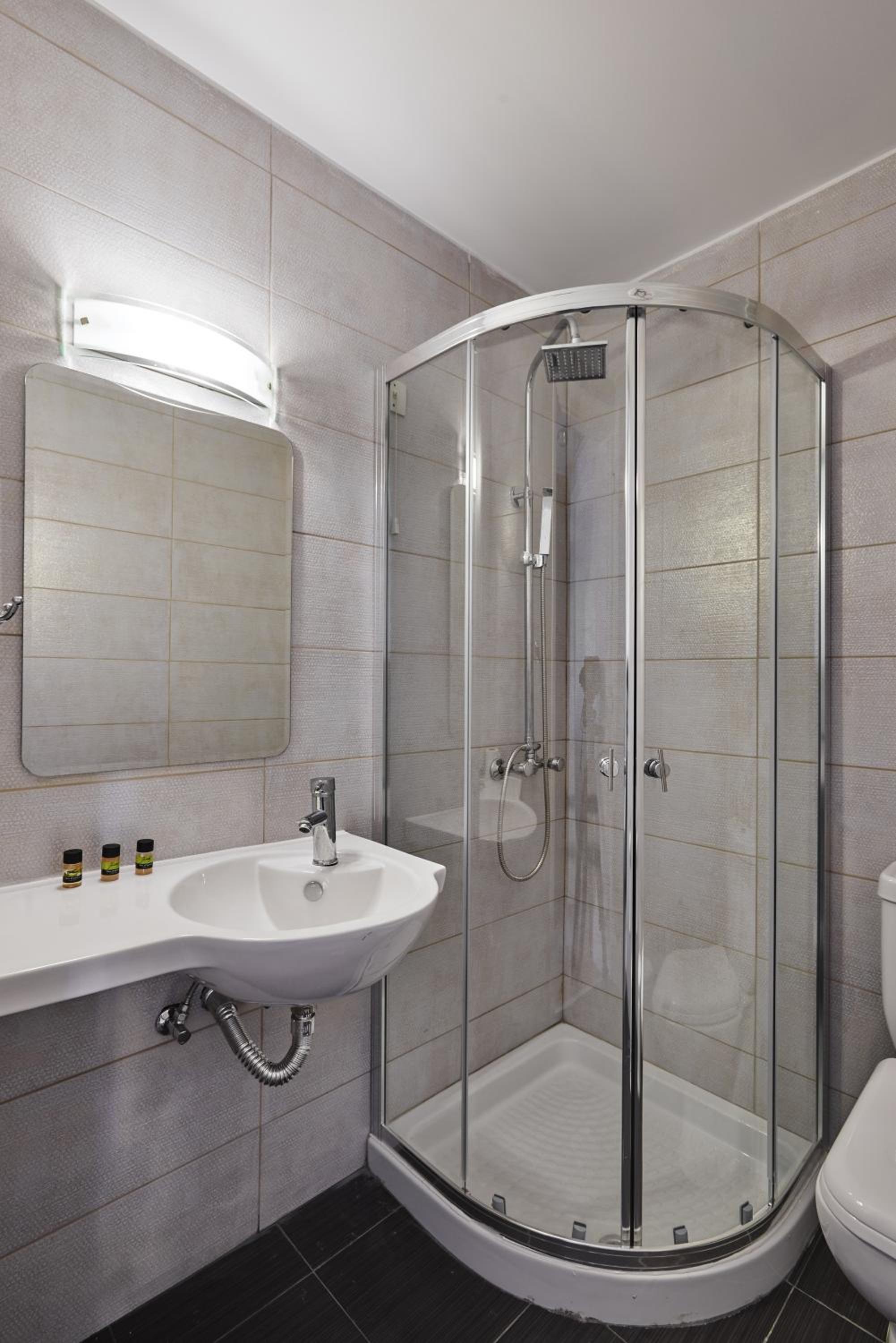 Double or Twin Room photo 3