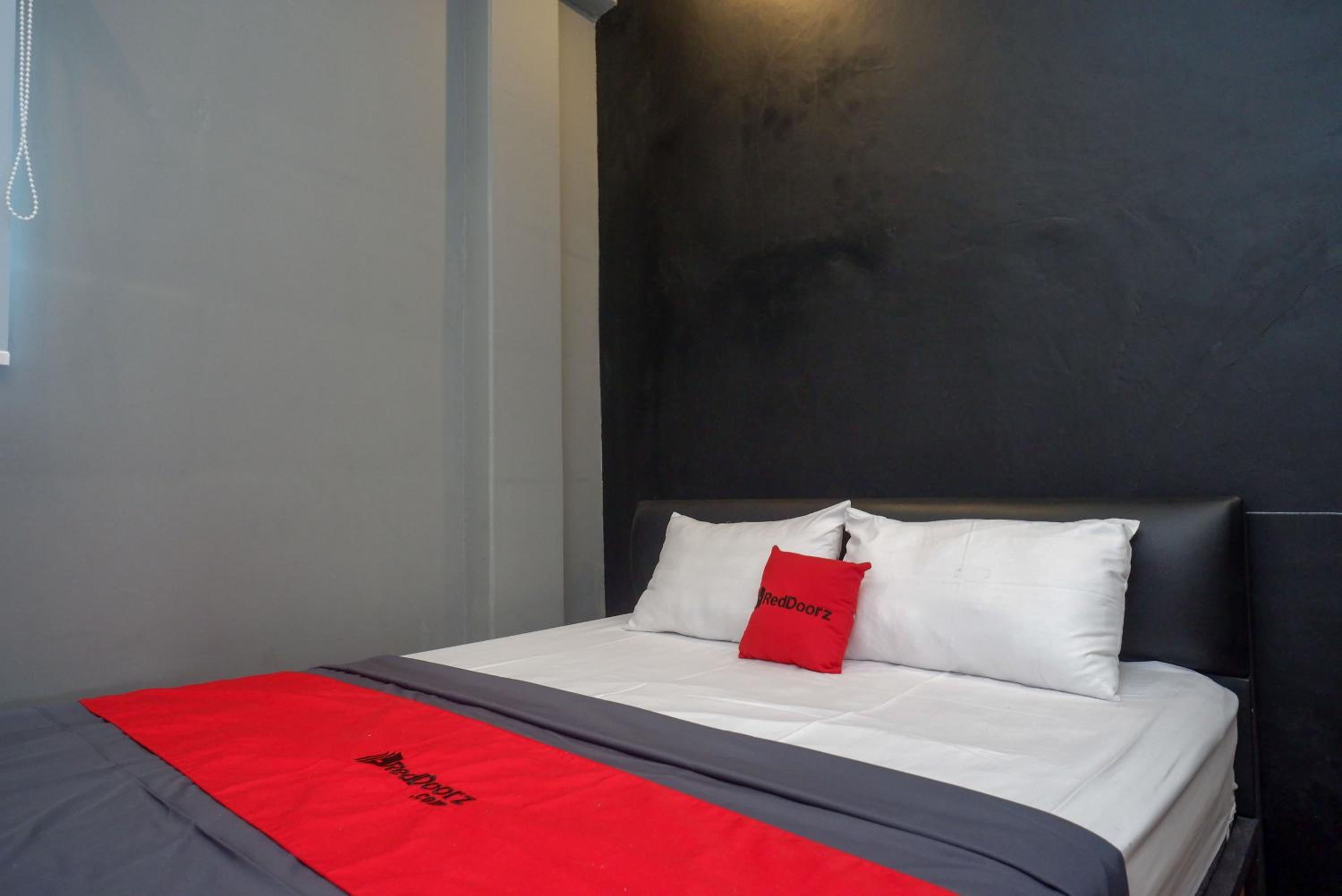 Standard Double Room - Photo 14