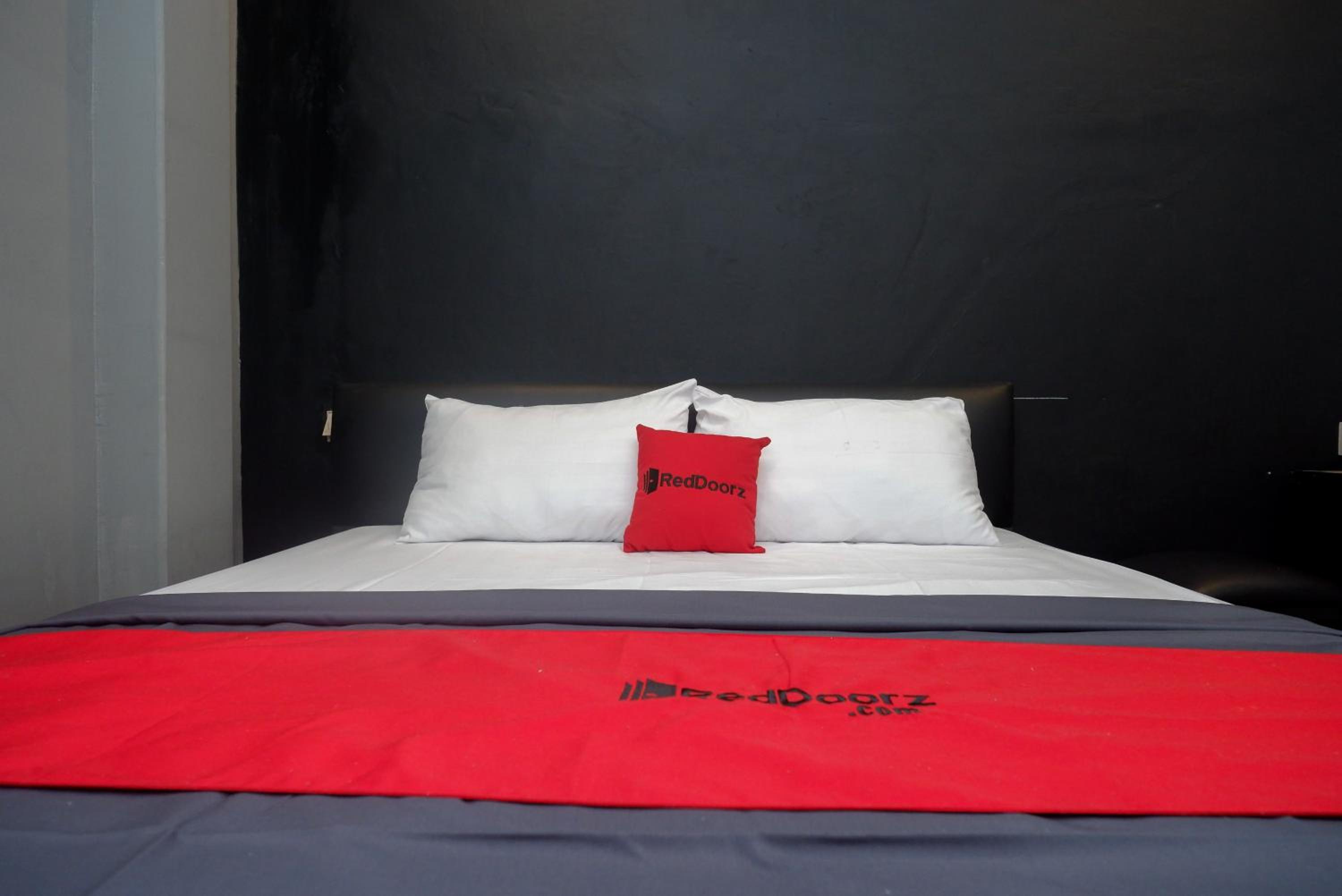 Standard Double Room - Photo 7