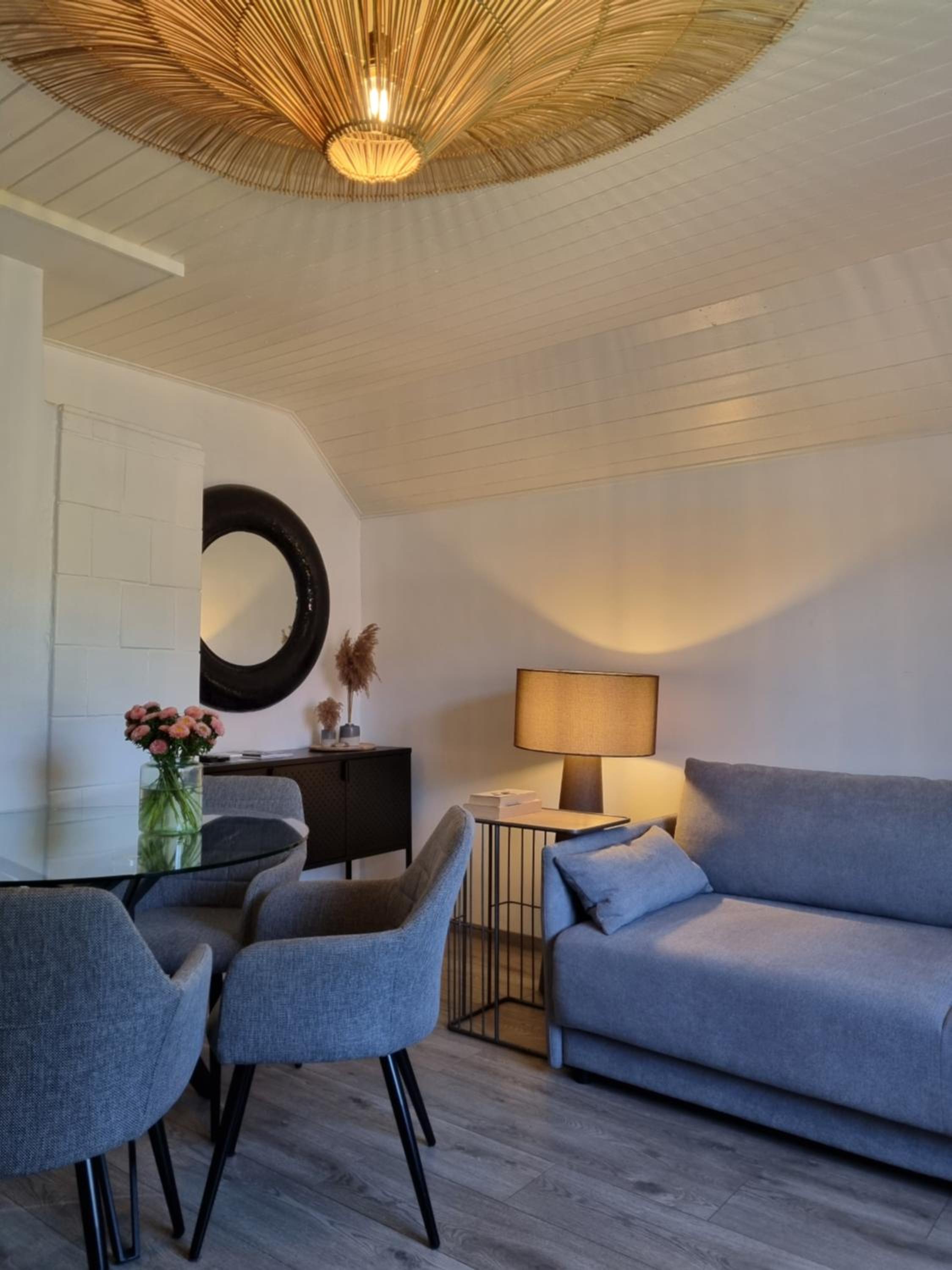 One-Bedroom Apartment - Photo 16
