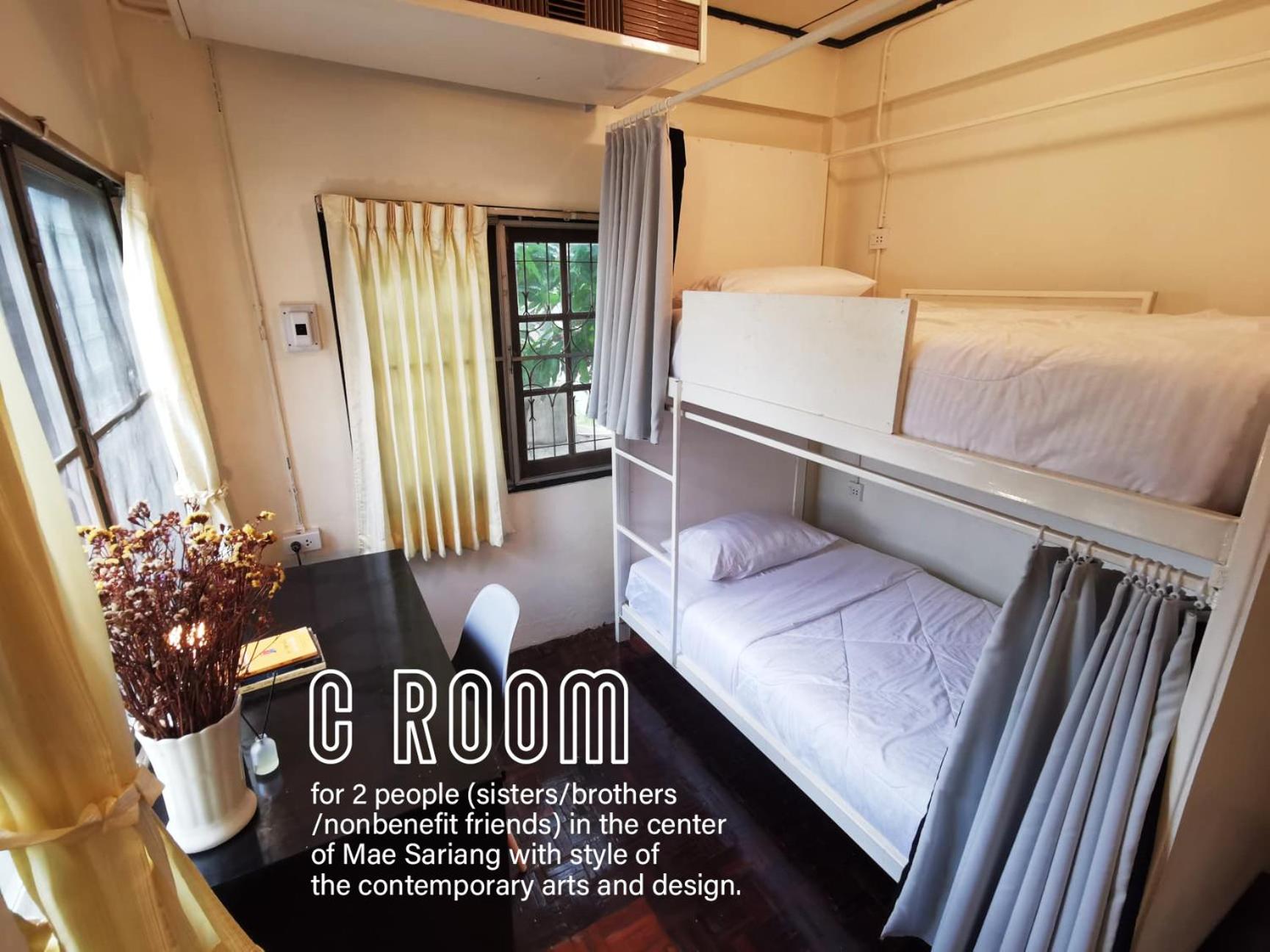 Economy Twin Room photo 1