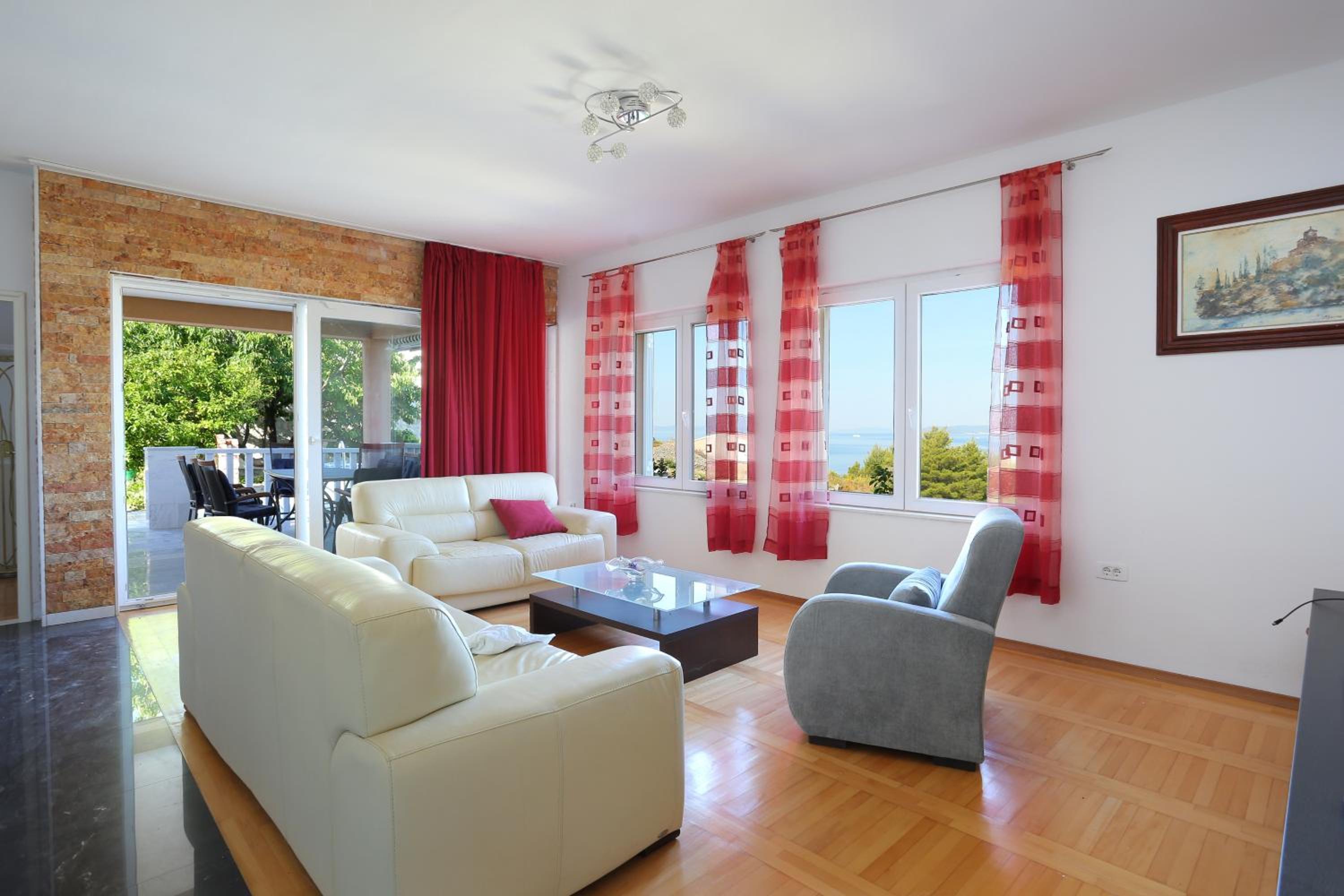 Five-Bedroom Holiday Home