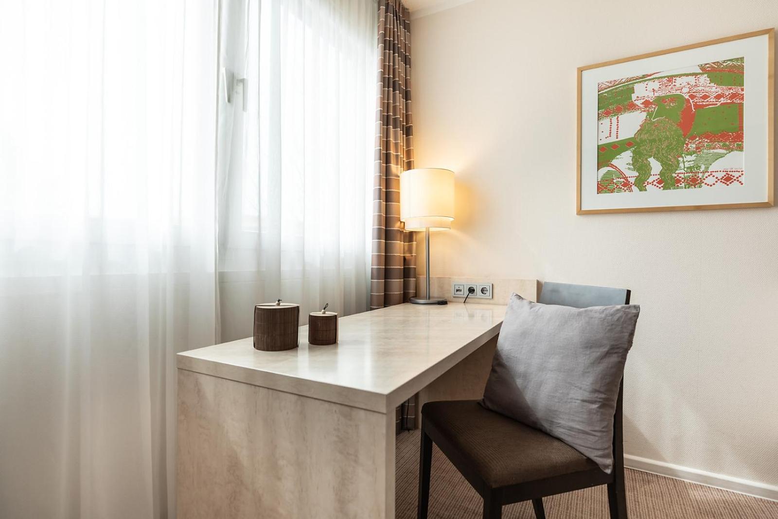 Standard Twin Room - Photo 2
