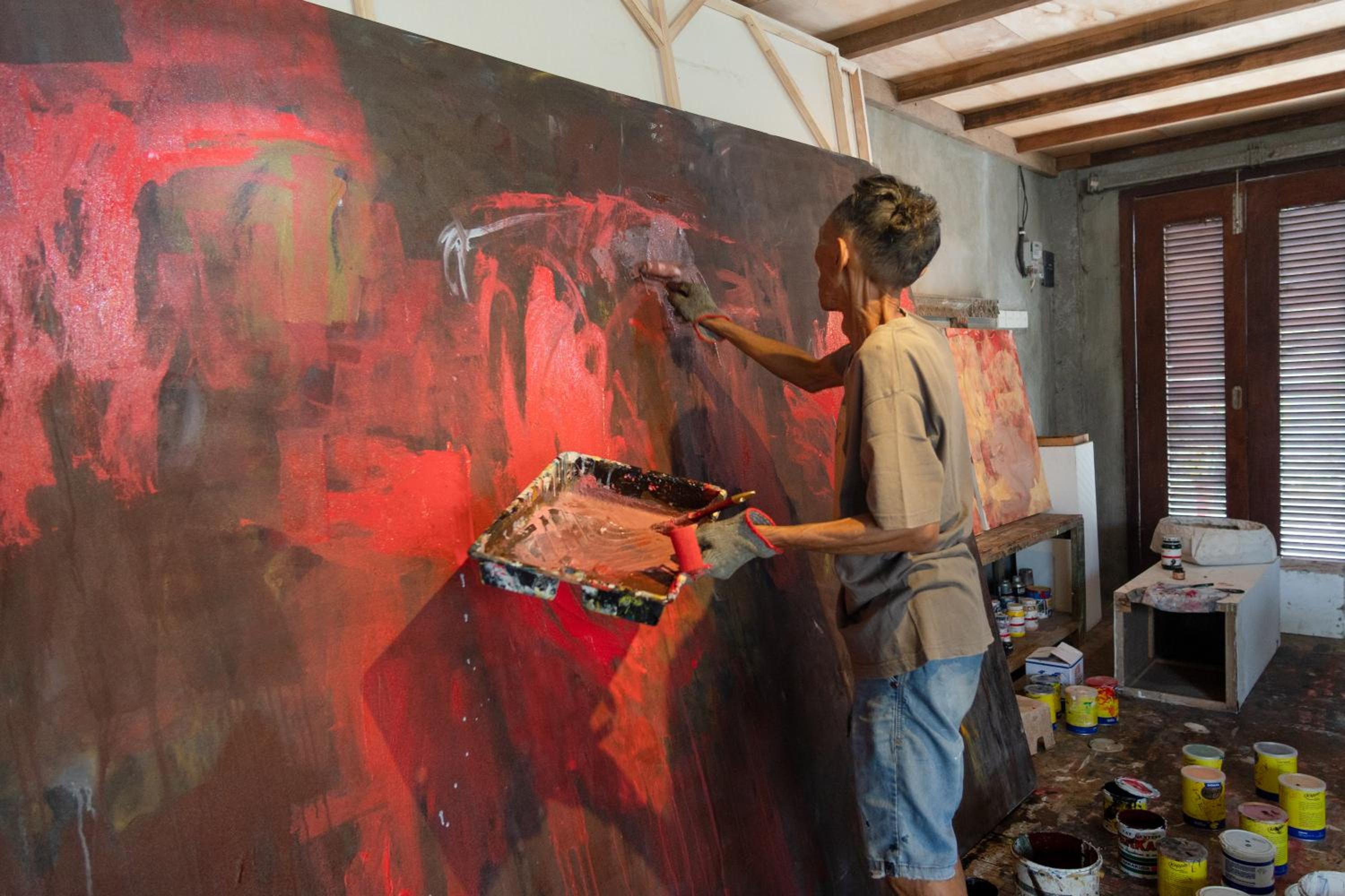 Studio - Photo 10