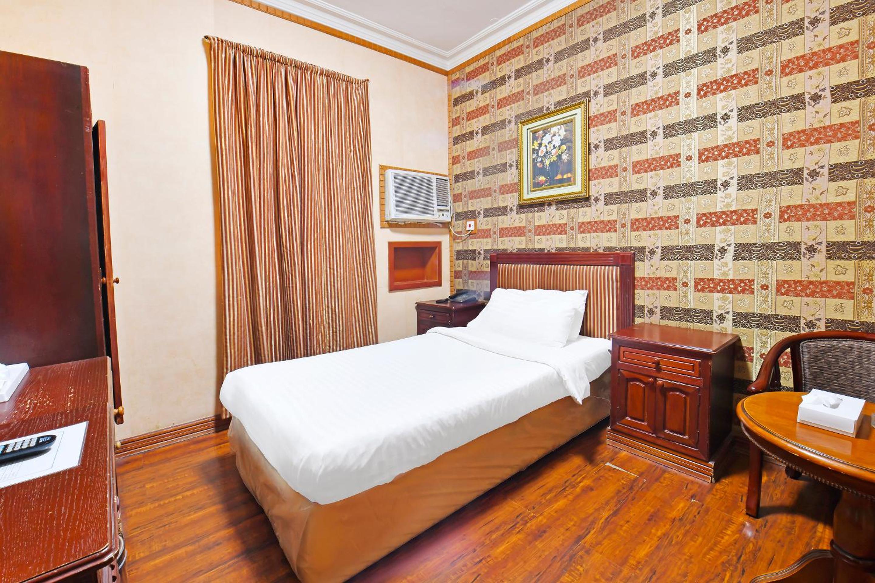 Single Room