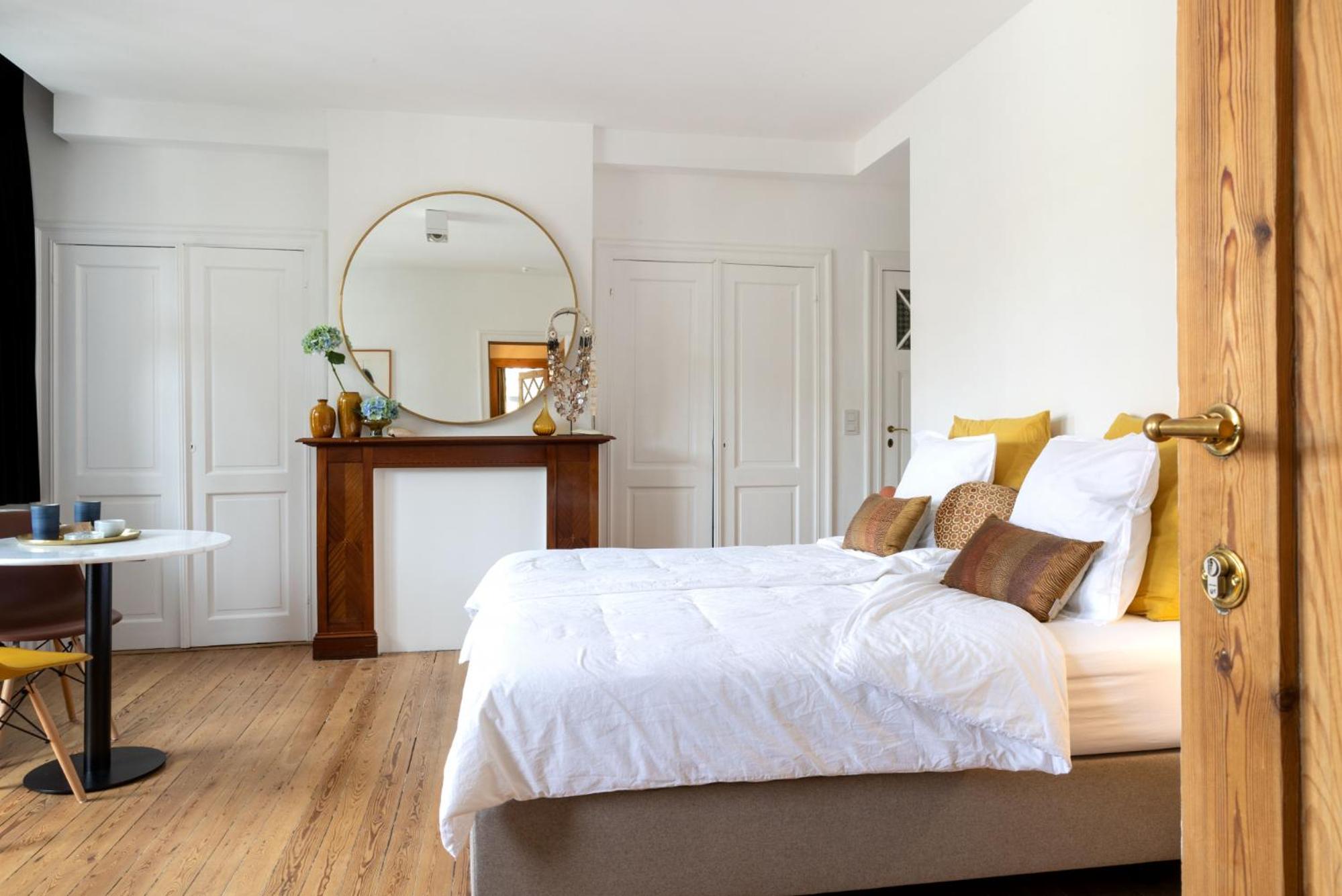 Deluxe Double Room with Balcony photo 1