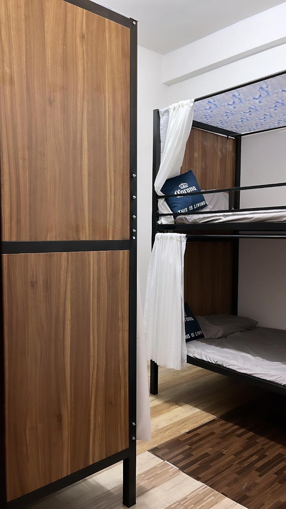 Quadruple Room With Shared Bathroom photo 3