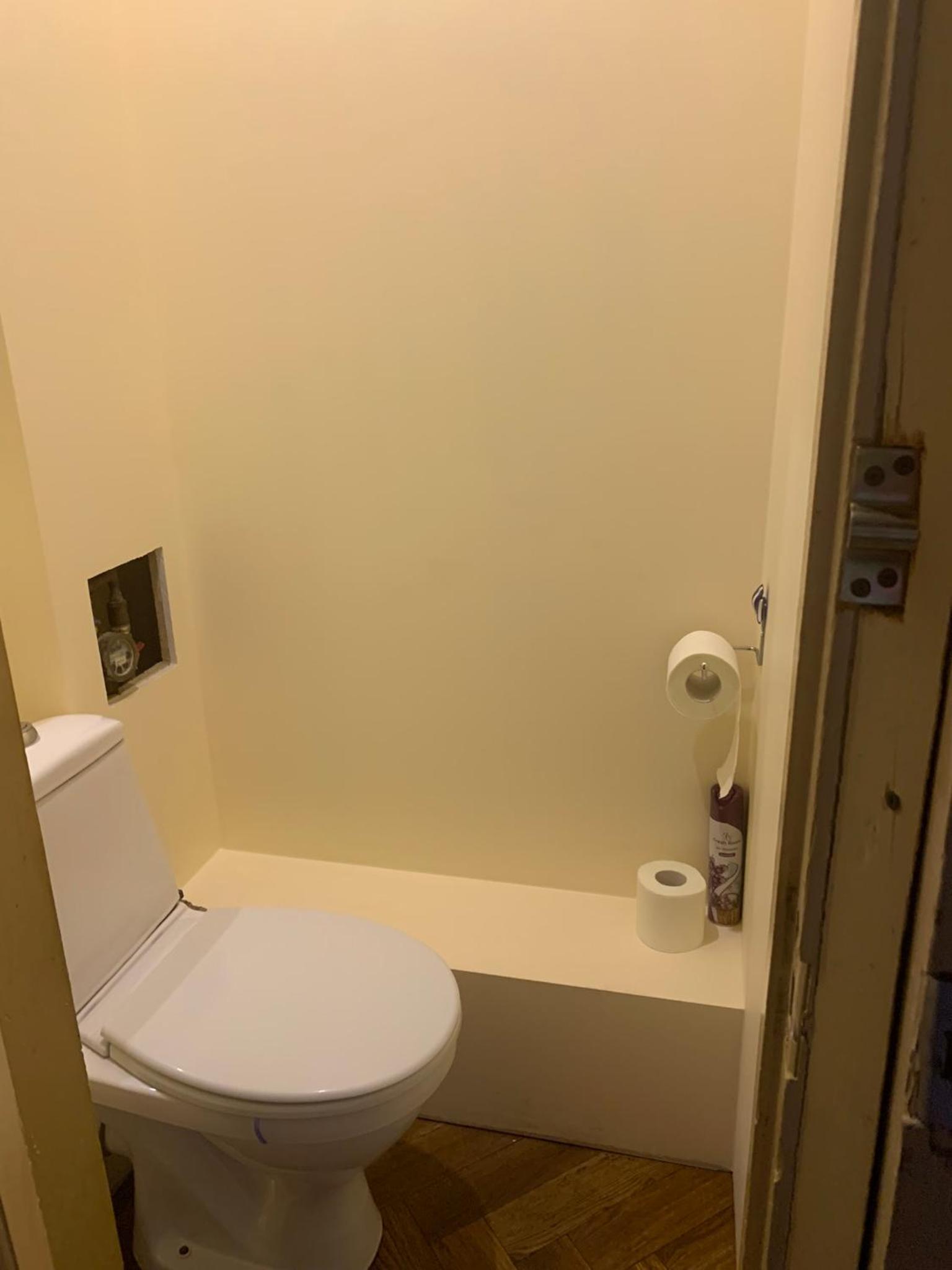 One-Bedroom Apartment photo 3