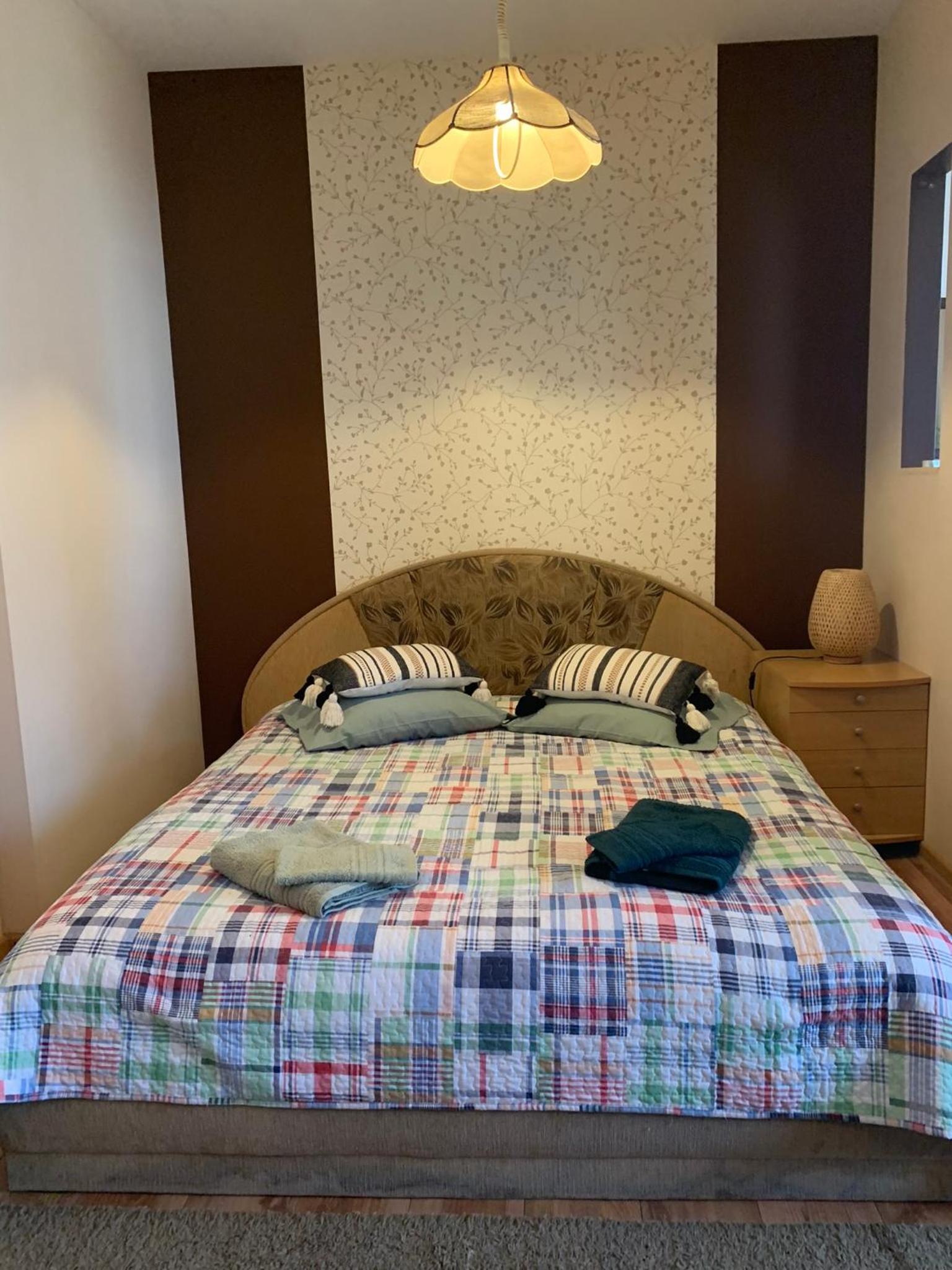 One-Bedroom Apartment photo 1